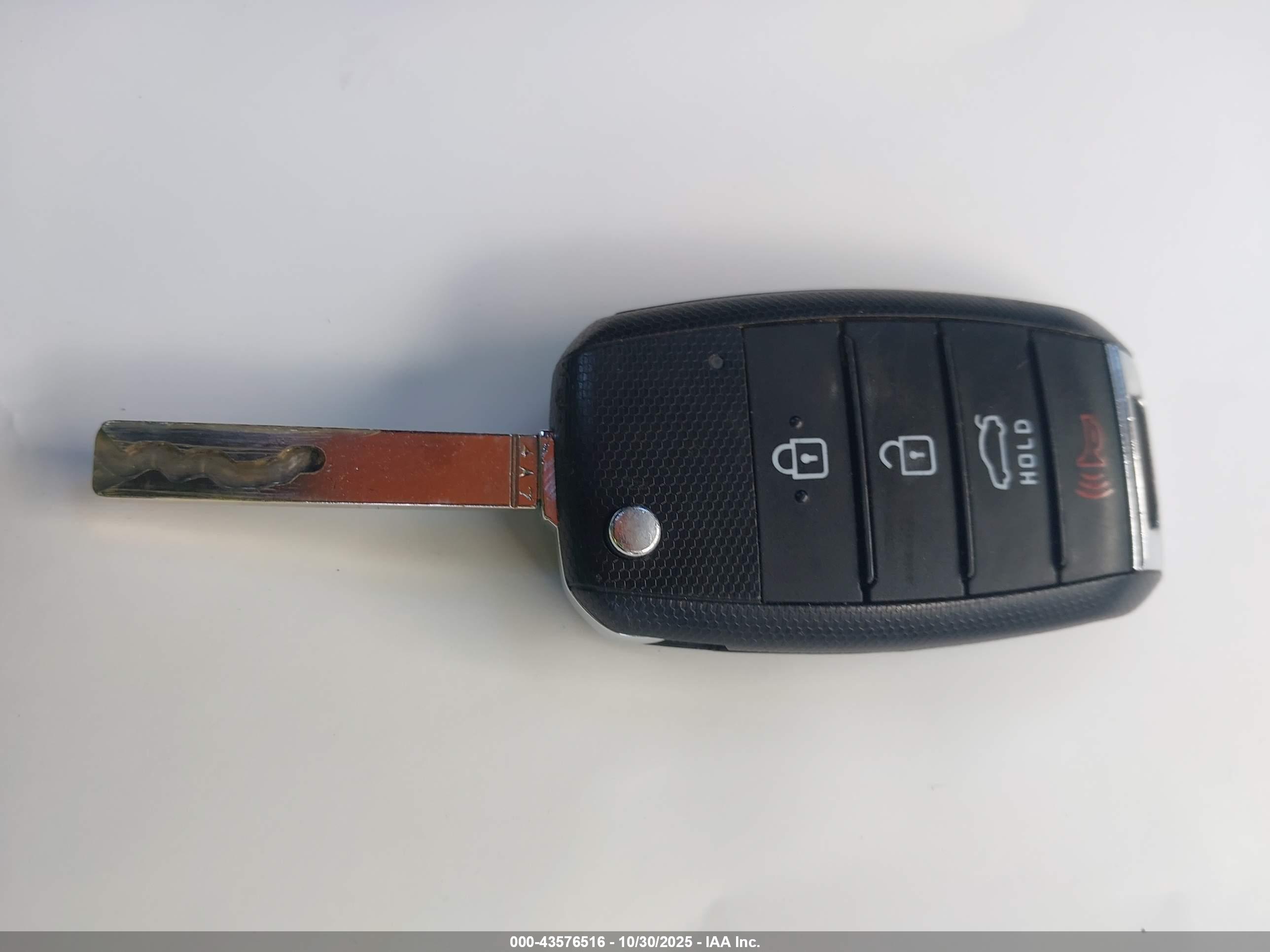 KIA OPTIMA image 11