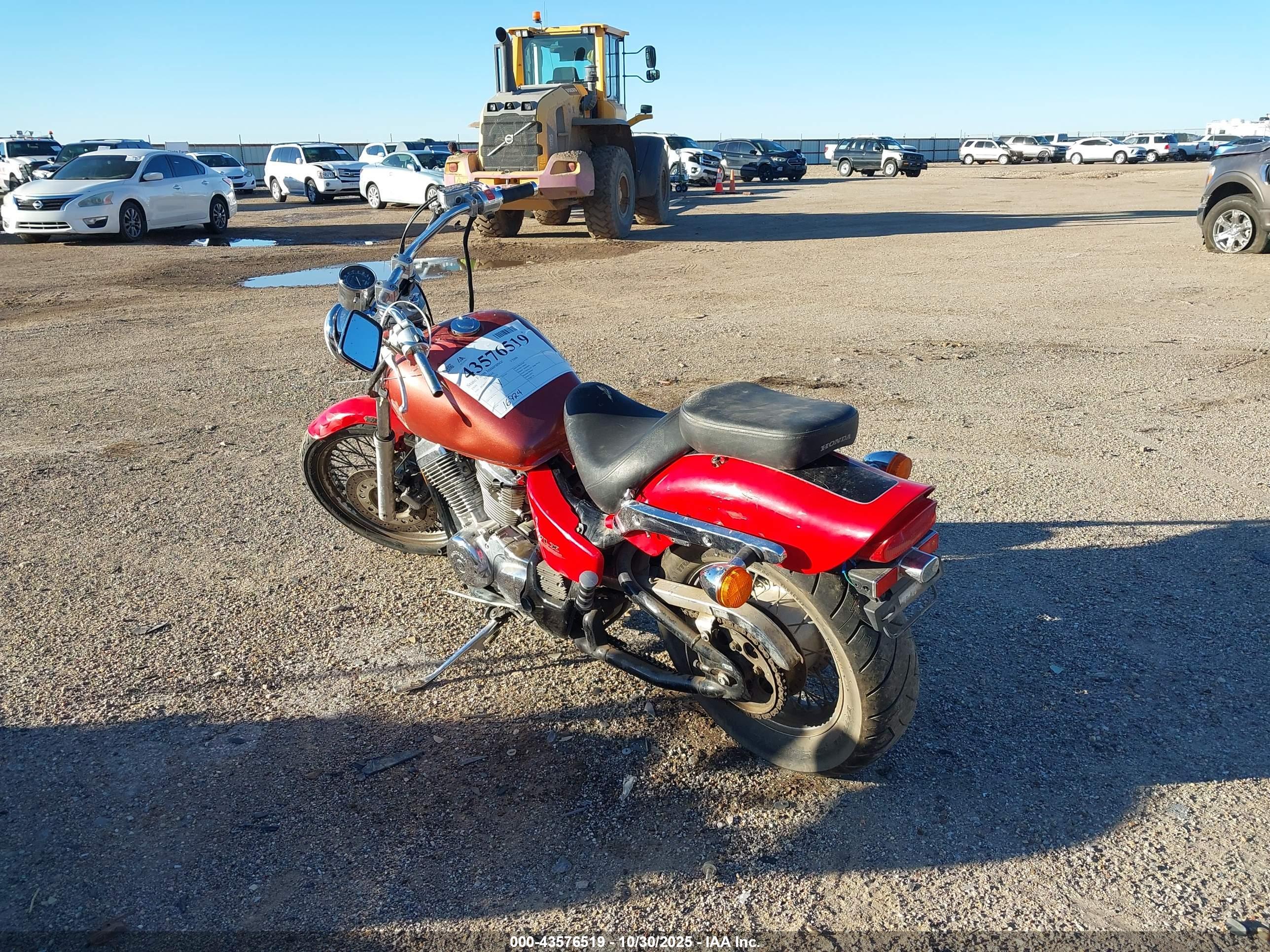 HONDA VT600 image 3