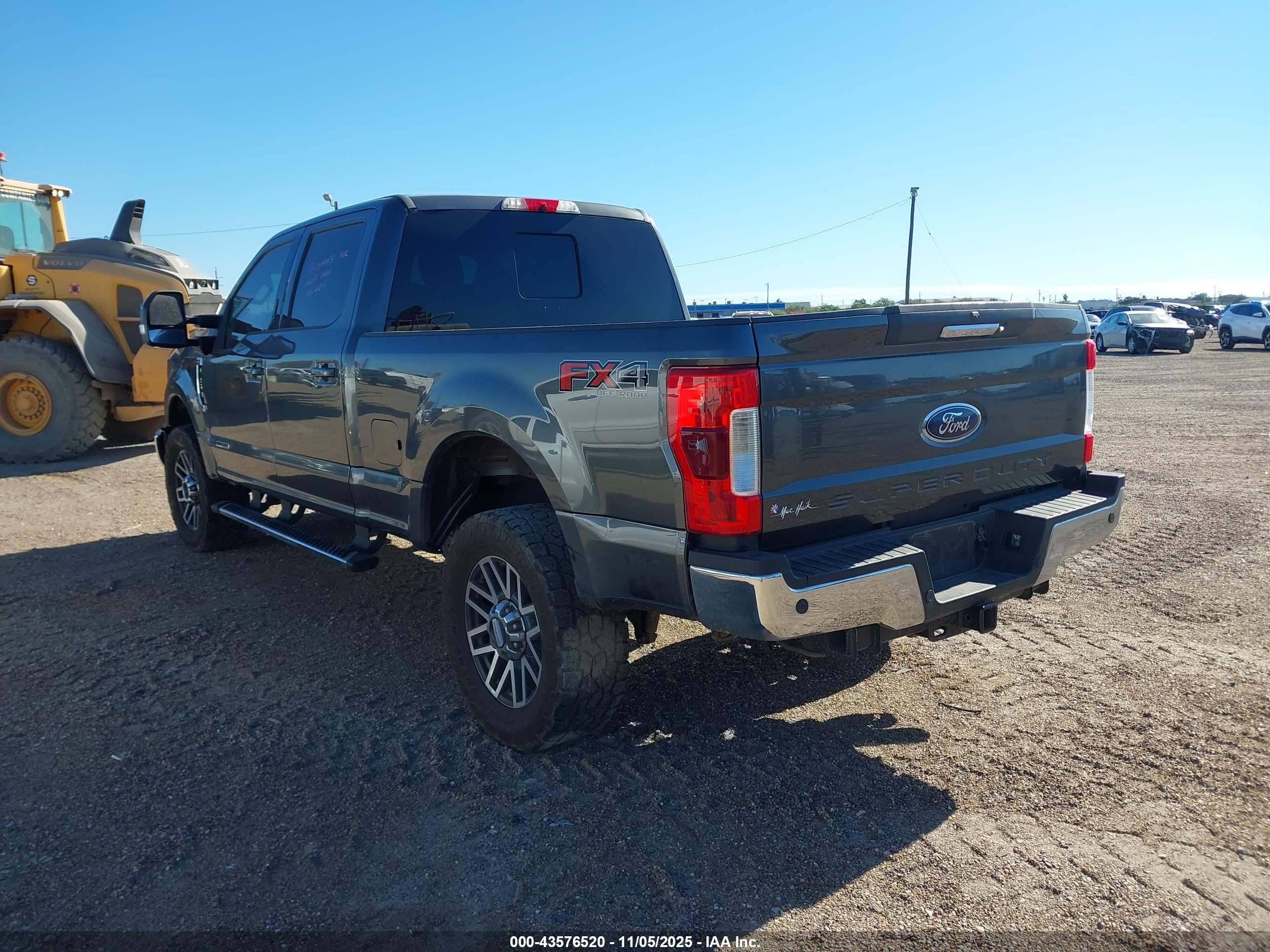 FORD F-250 image 3