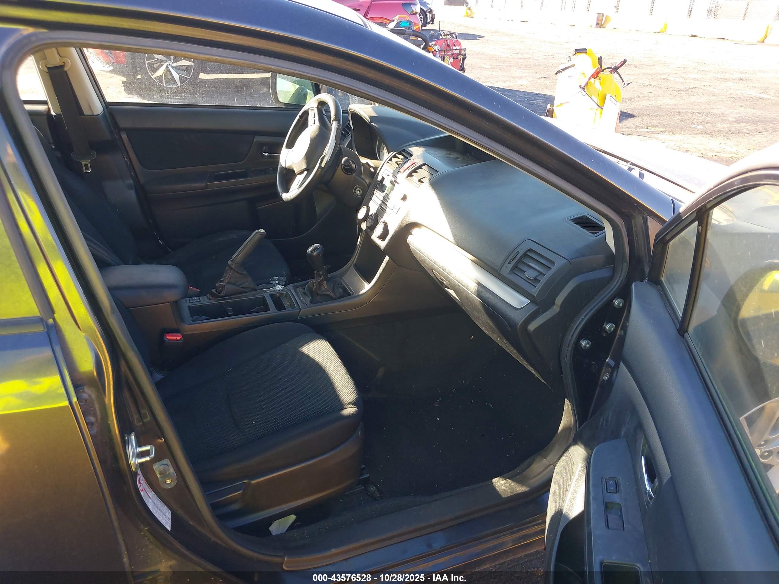 SUBARU IMPREZA image 5