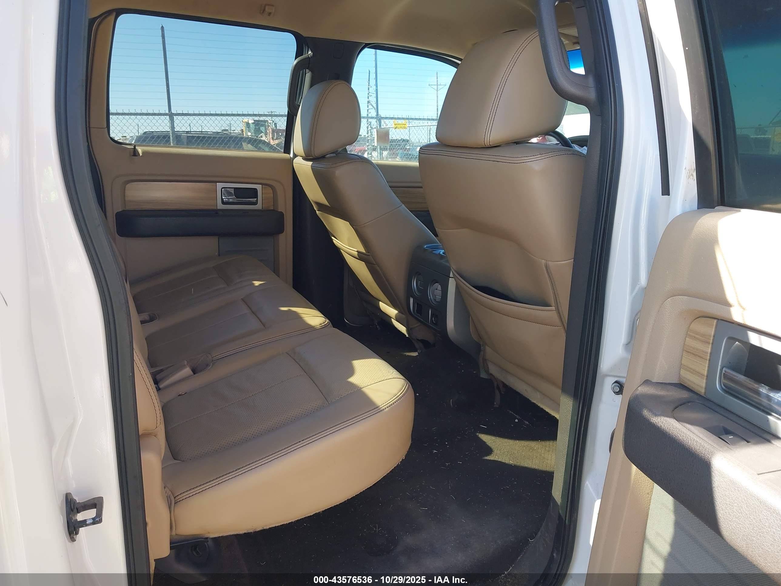 FORD F-150 image 8
