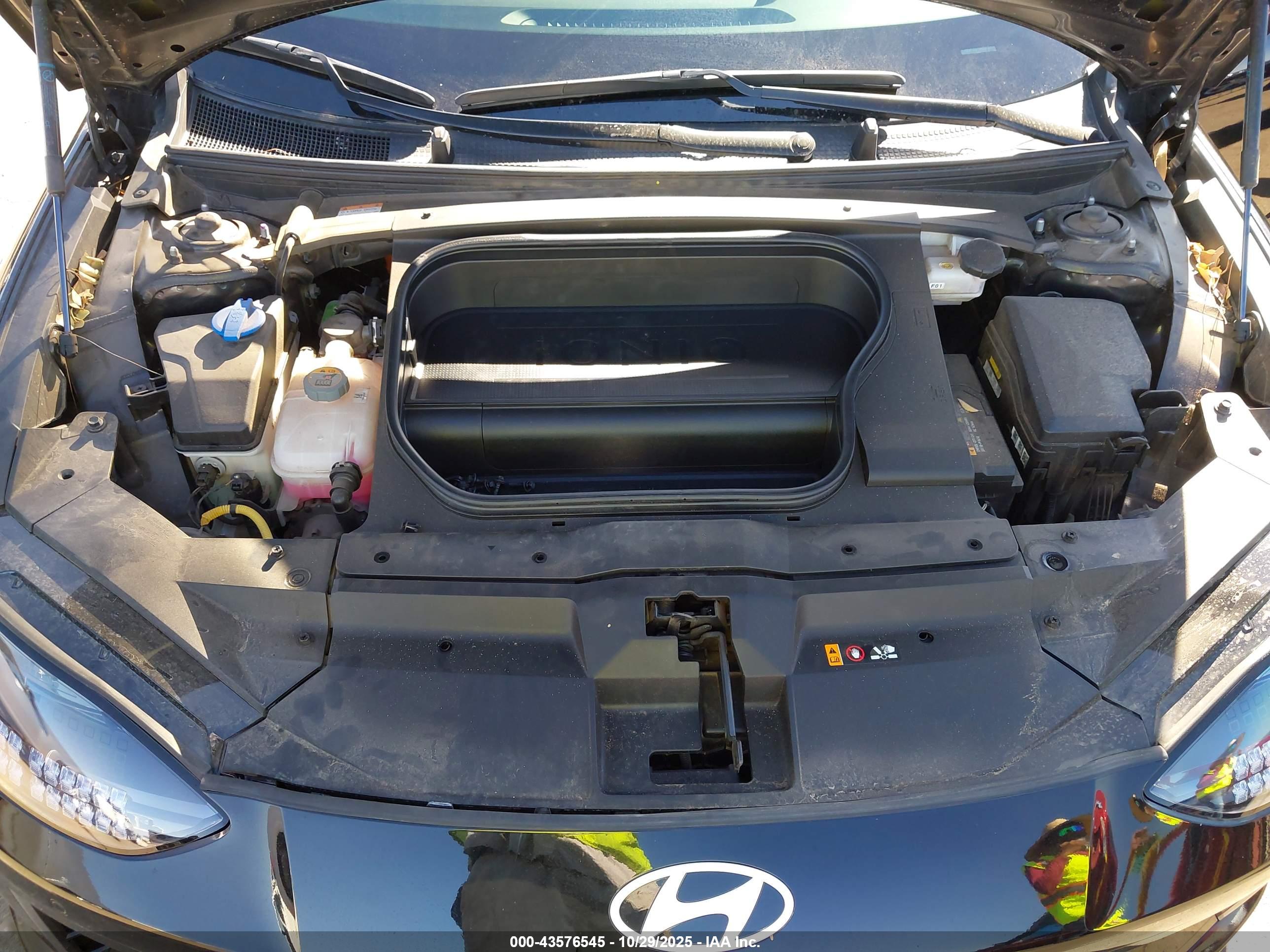 HYUNDAI IONIQ image 10
