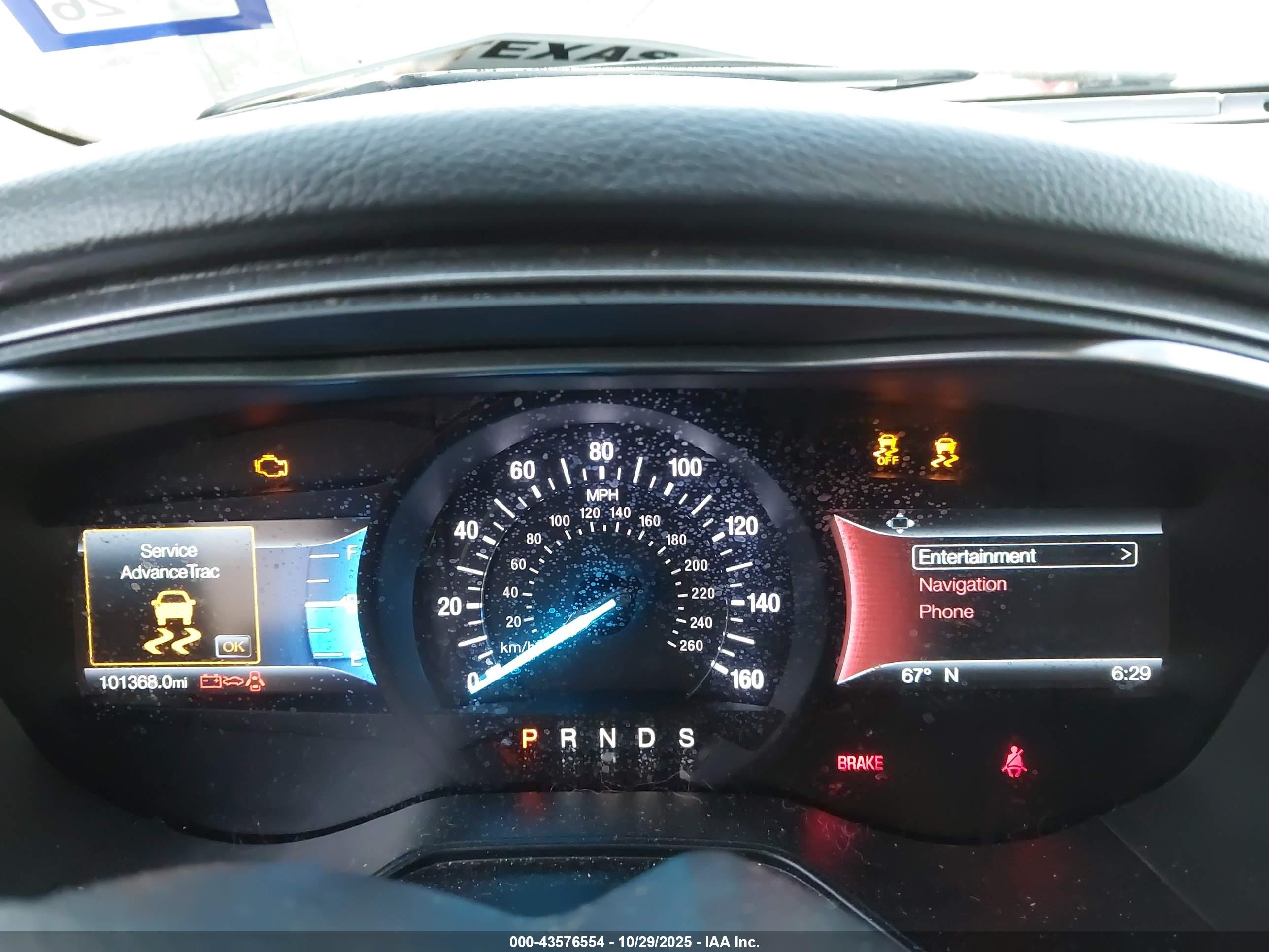 FORD FUSION image 7