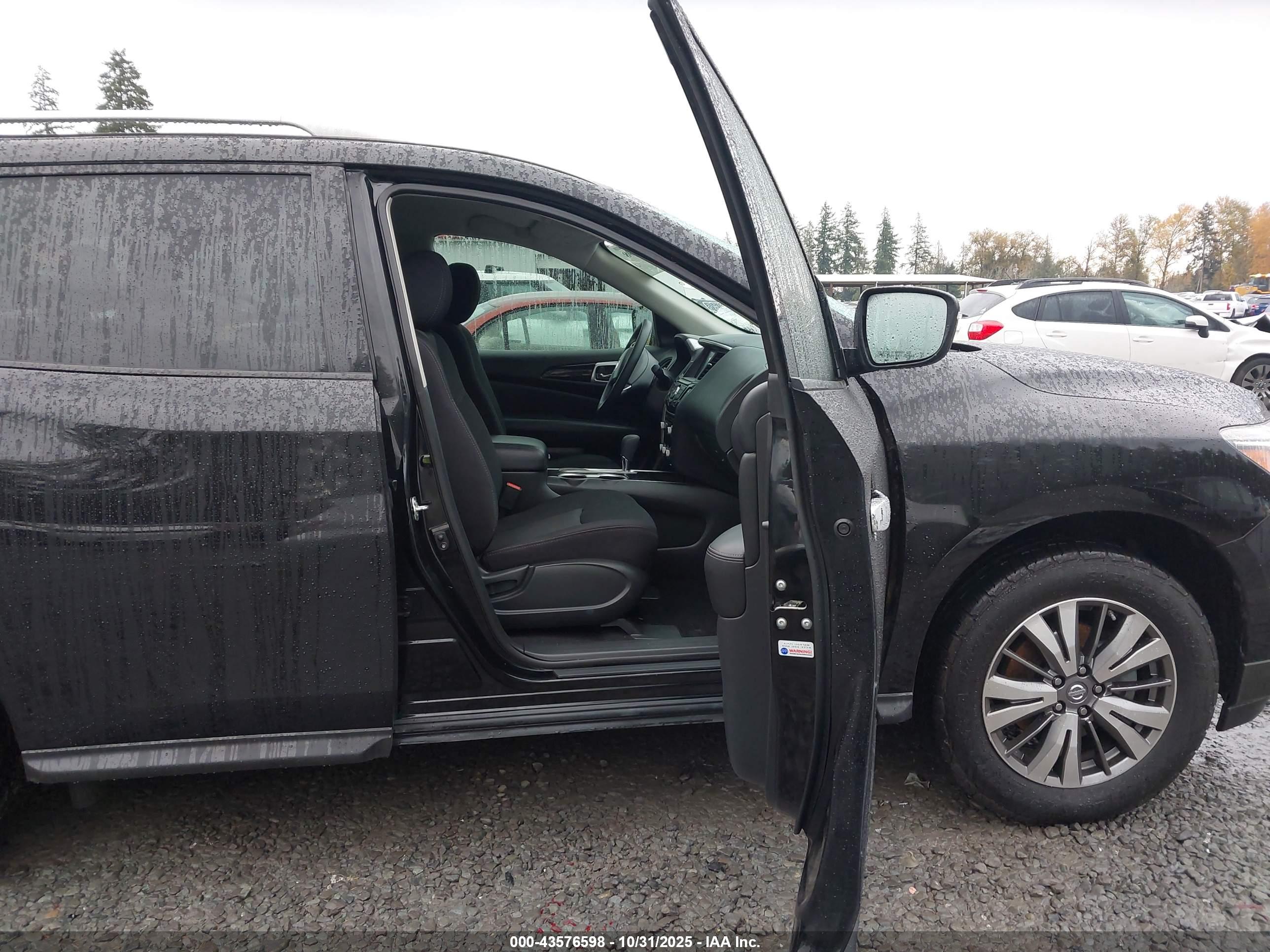 NISSAN PATHFINDER image 5