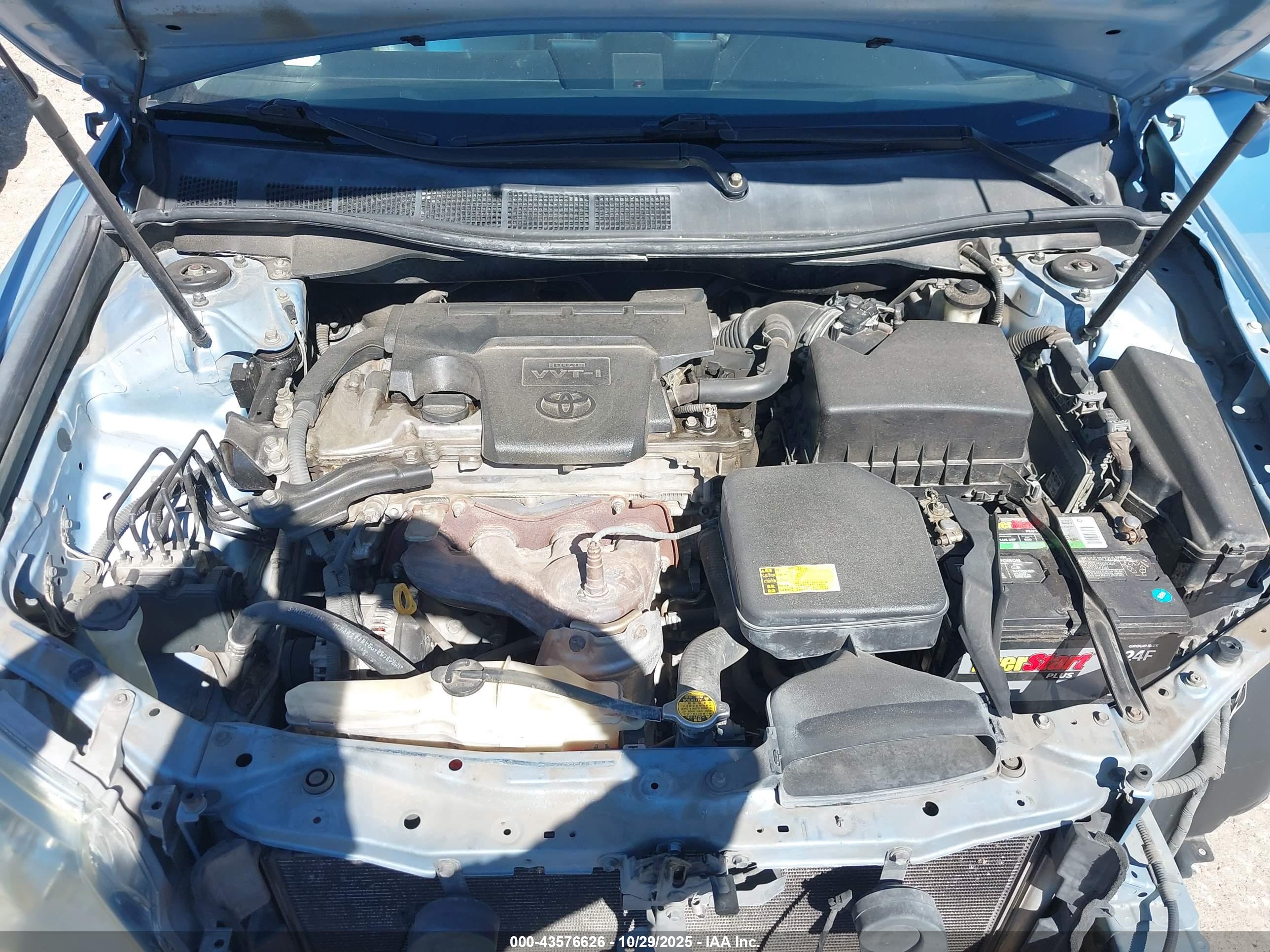 TOYOTA CAMRY image 10