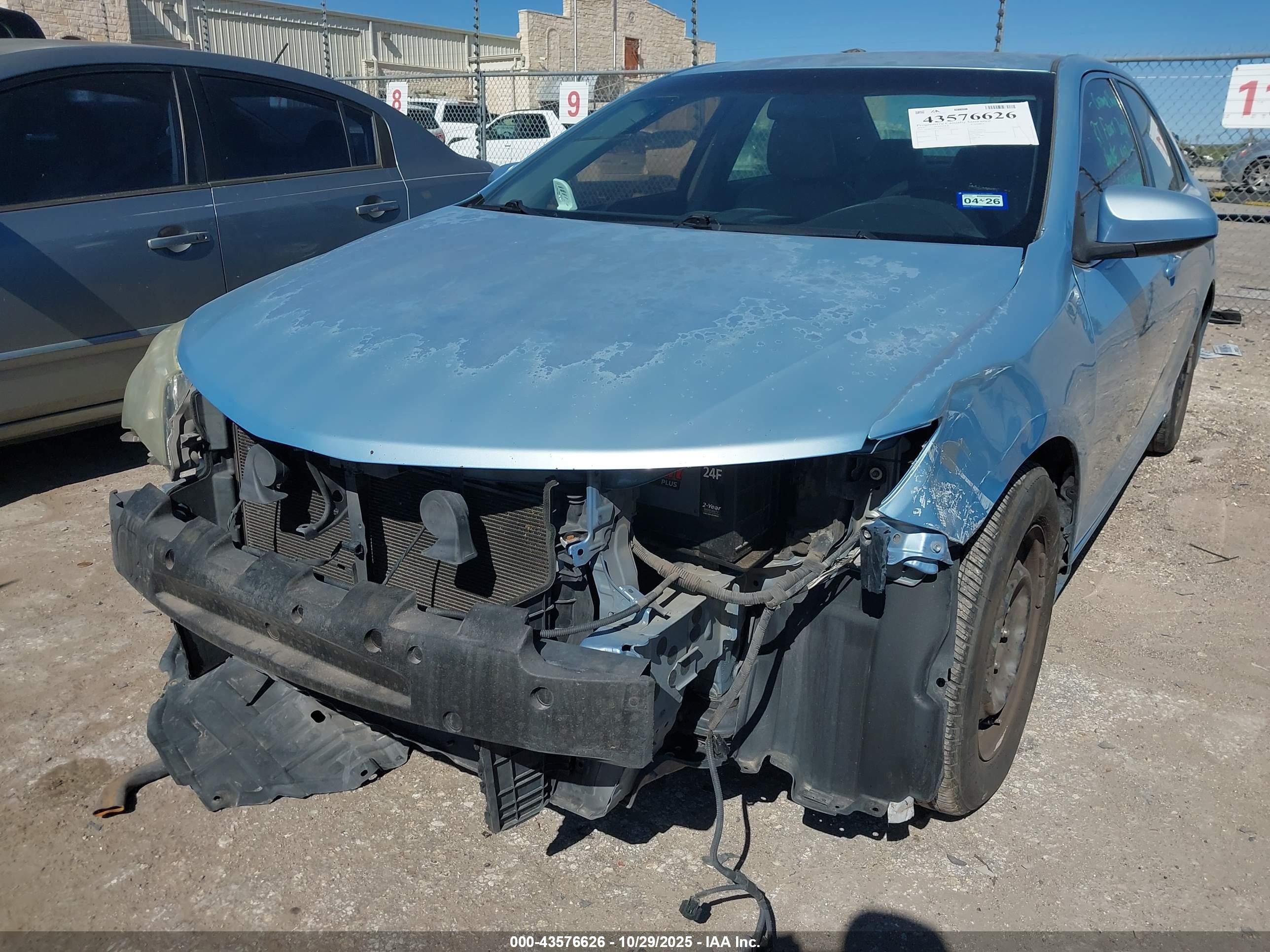 TOYOTA CAMRY image 6