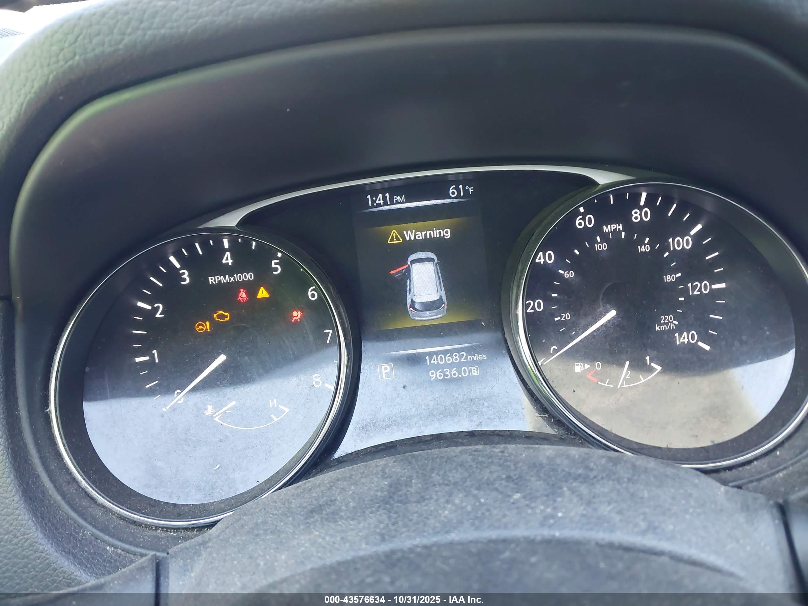 NISSAN ROGUE image 7