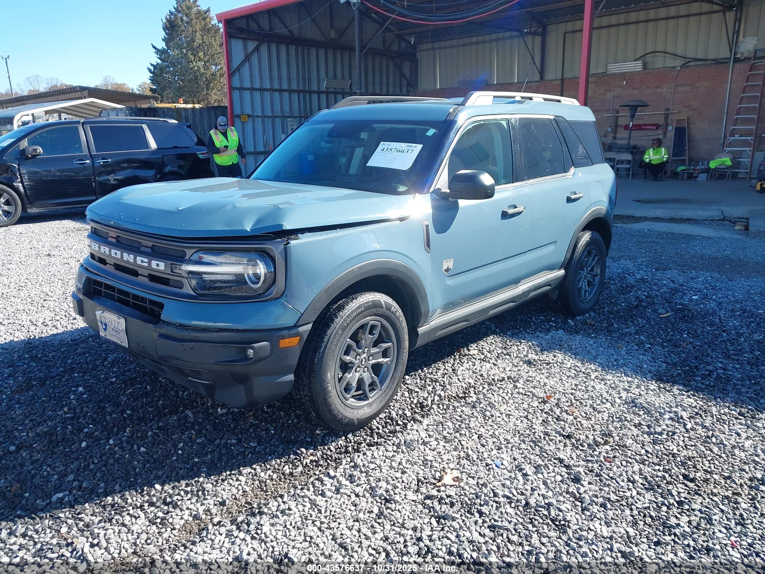 FORD BRONCO image 2