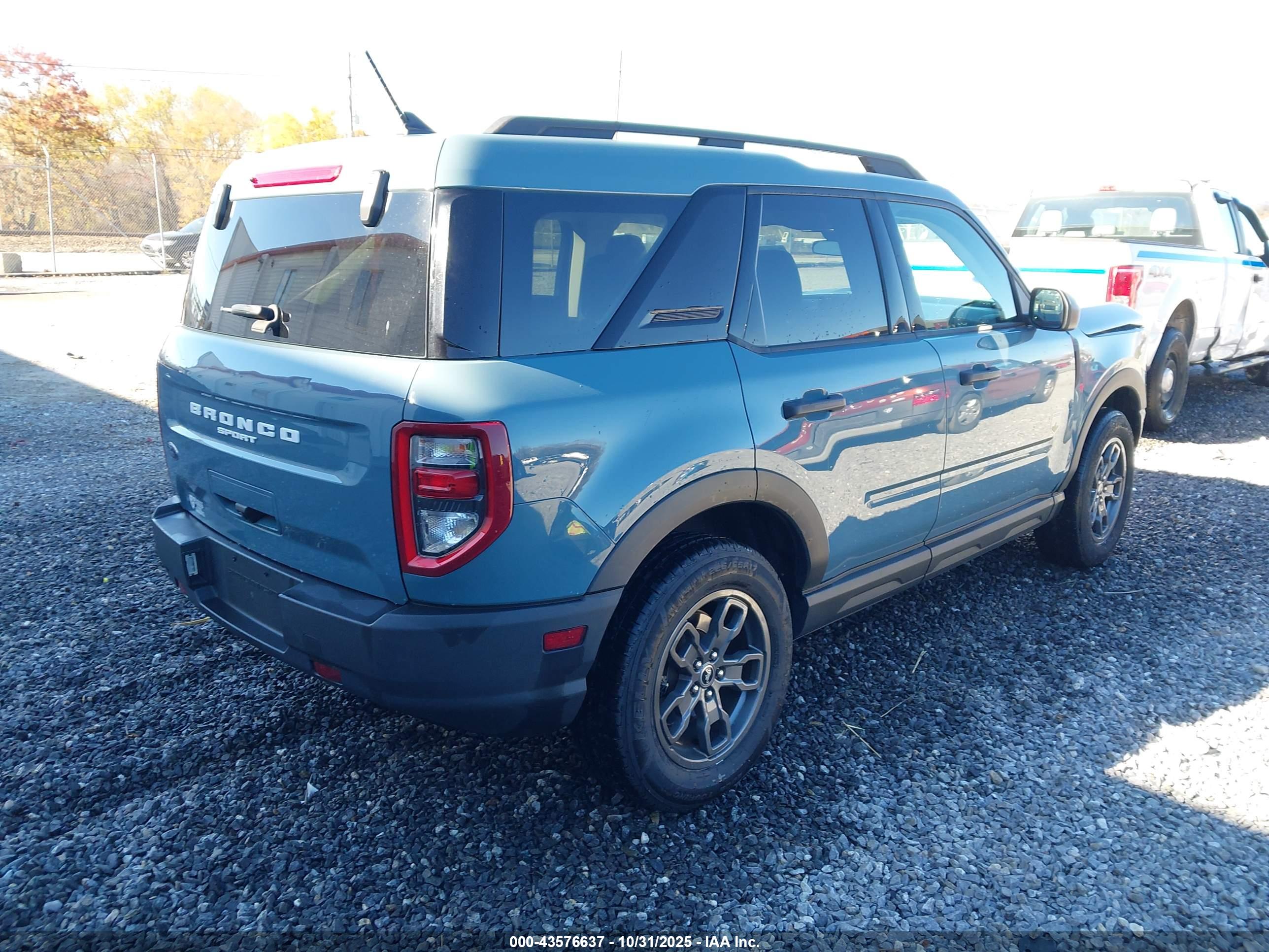 FORD BRONCO image 4
