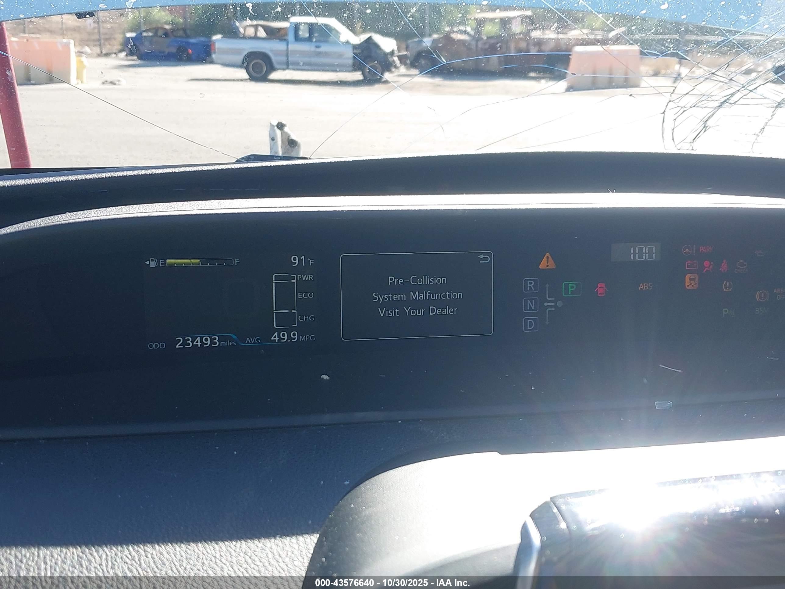 TOYOTA PRIUS image 7