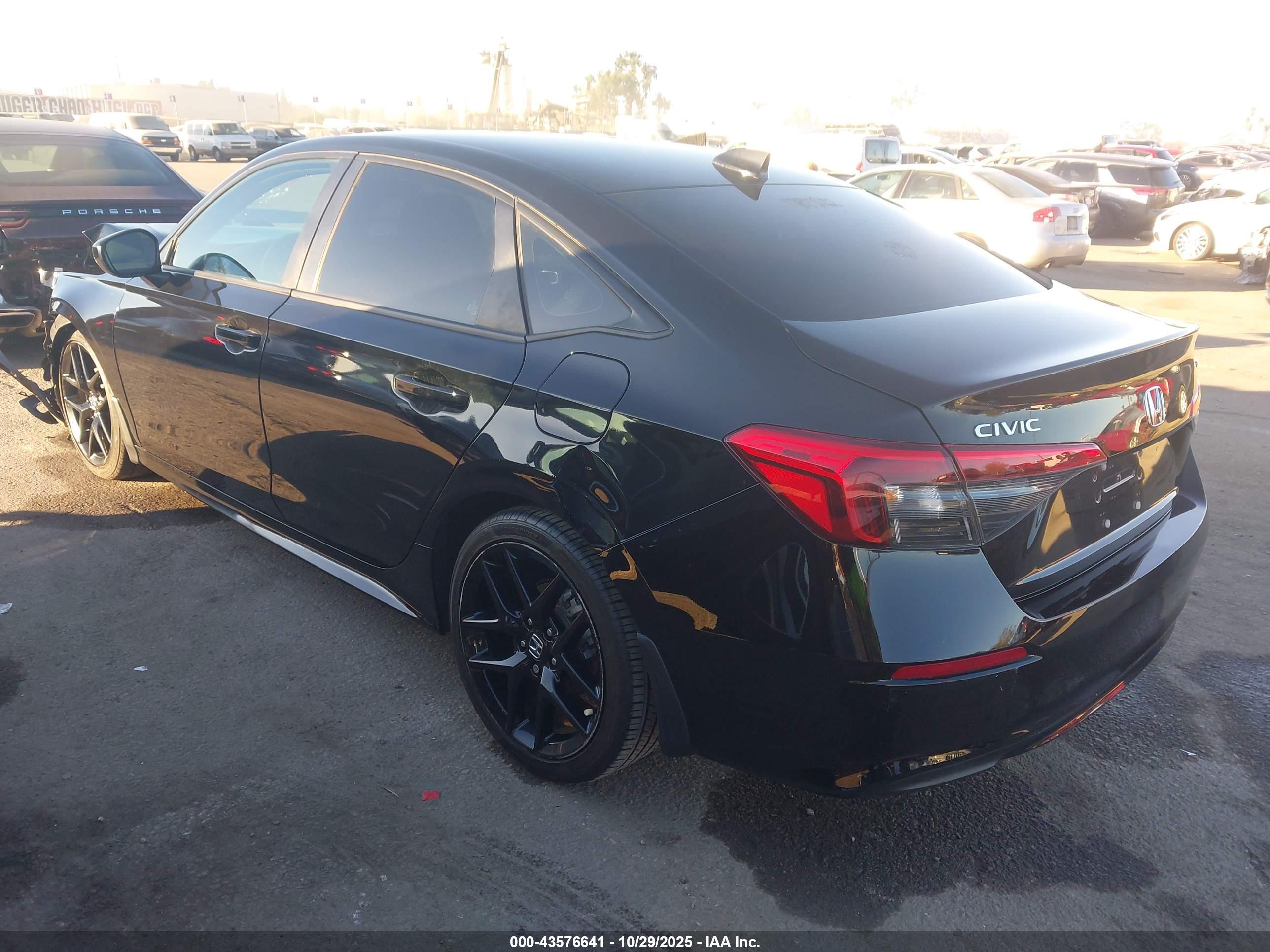 HONDA CIVIC image 3