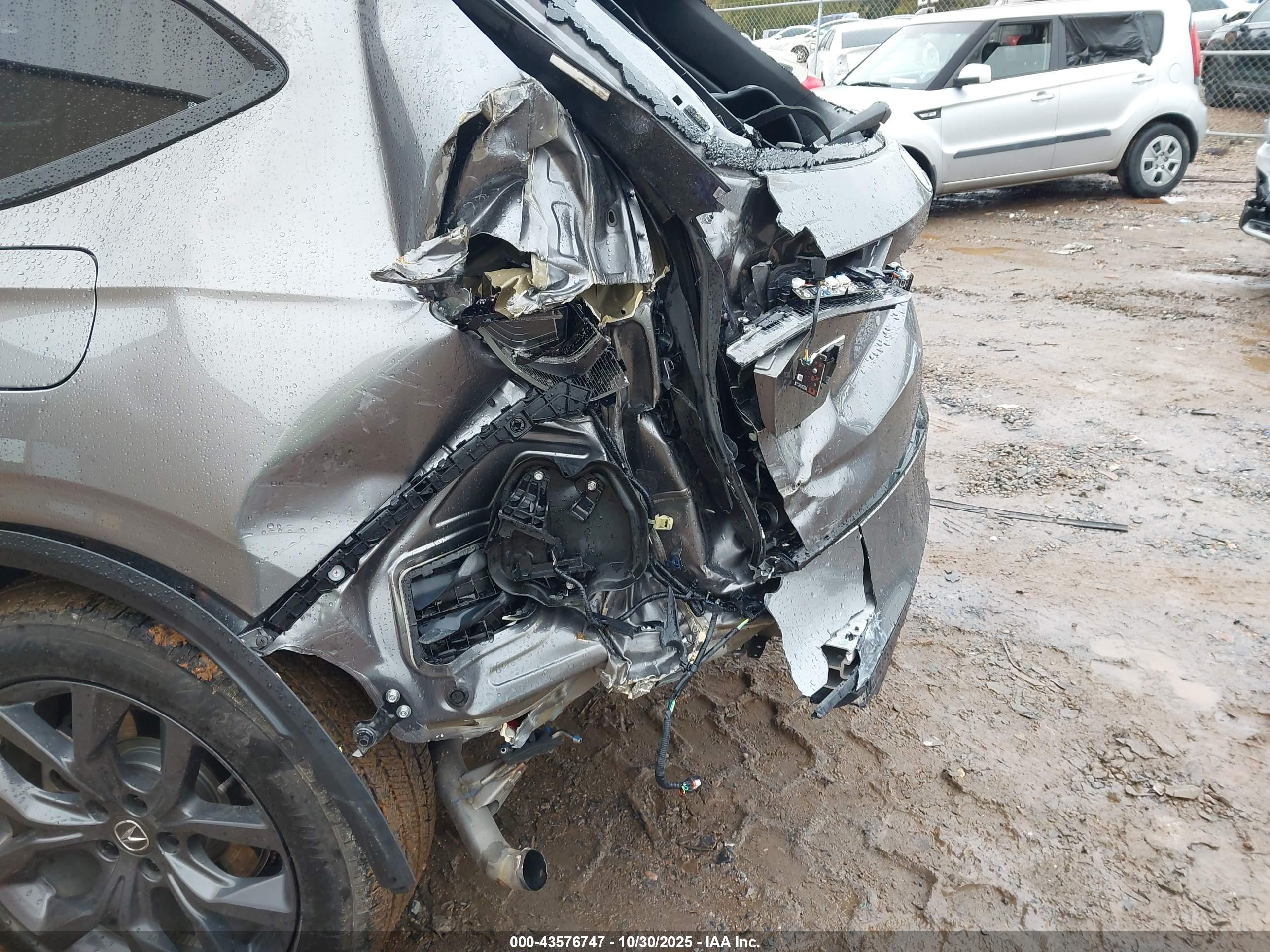 ACURA MDX image 6