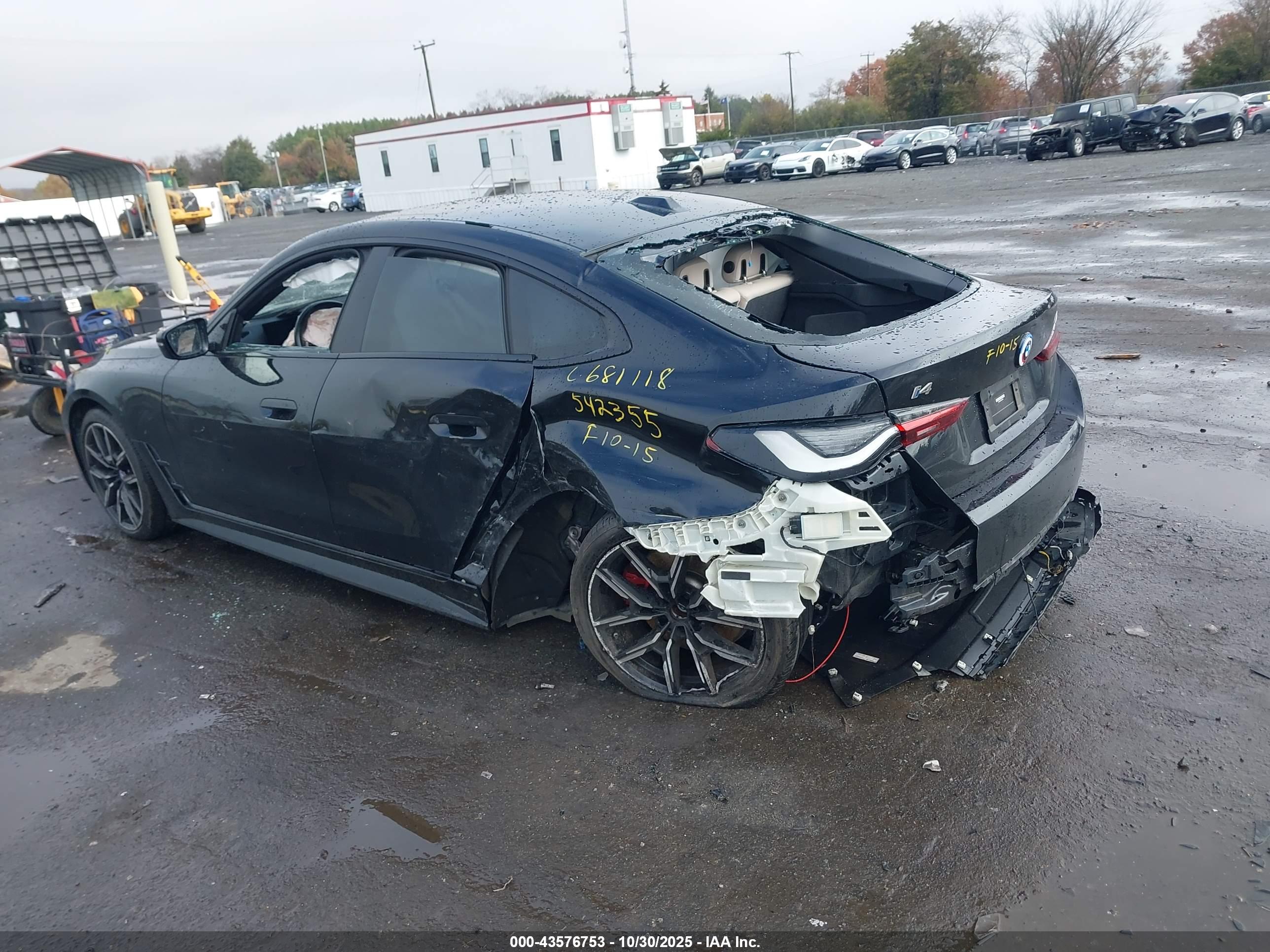 BMW I4 image 3