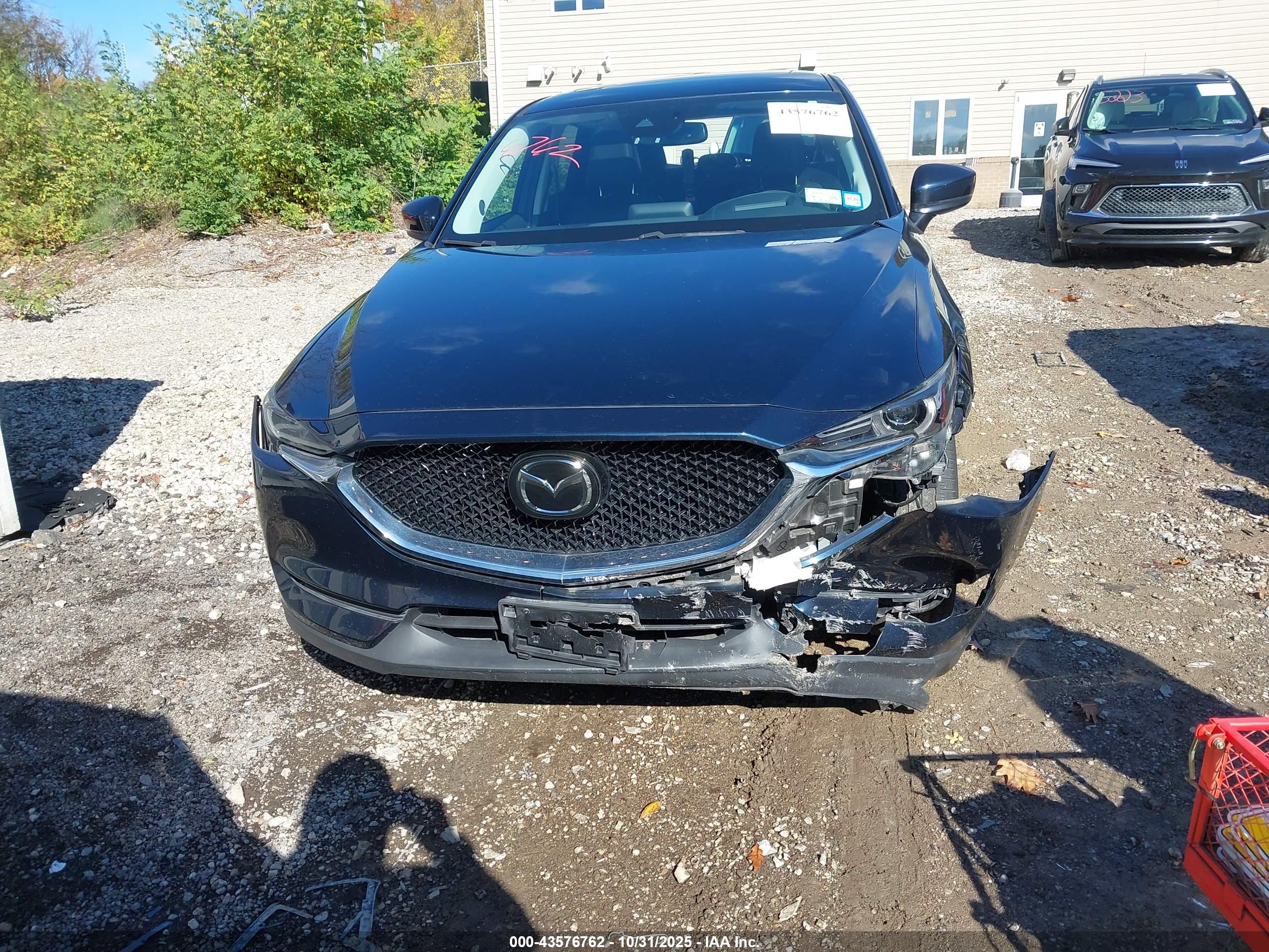 MAZDA CX-5 image 6
