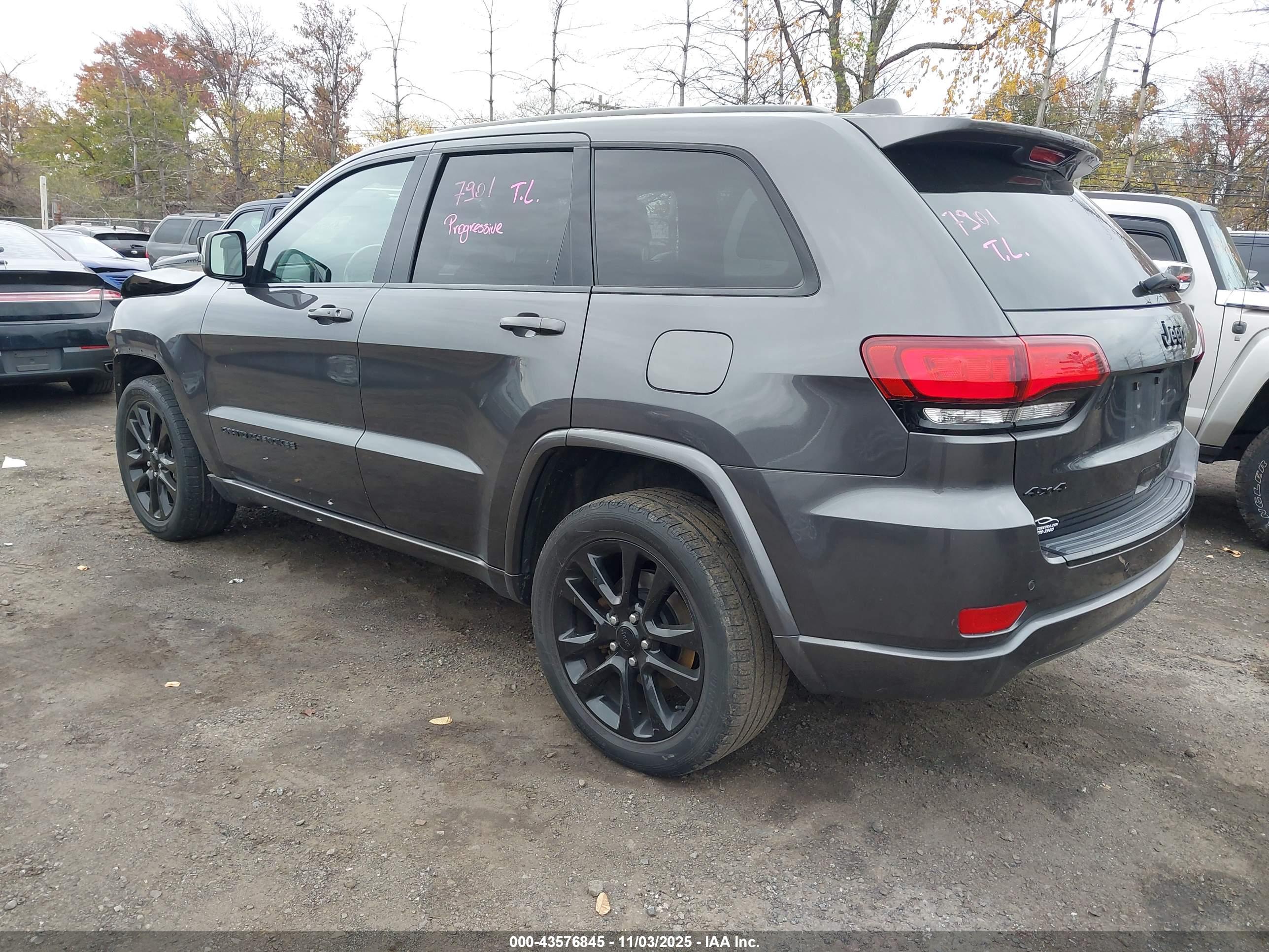 JEEP GRAND image 3