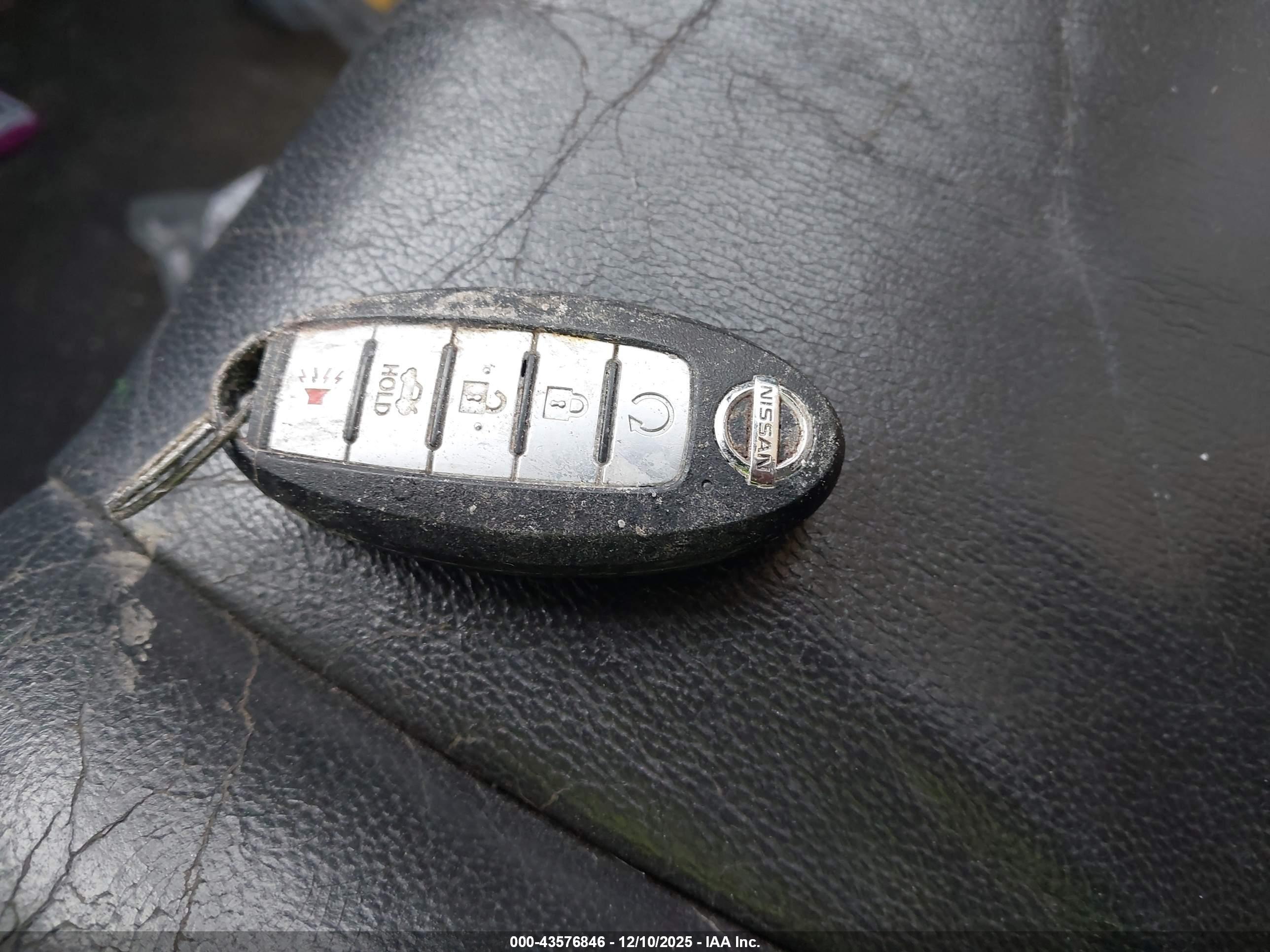 NISSAN ALTIMA image 11