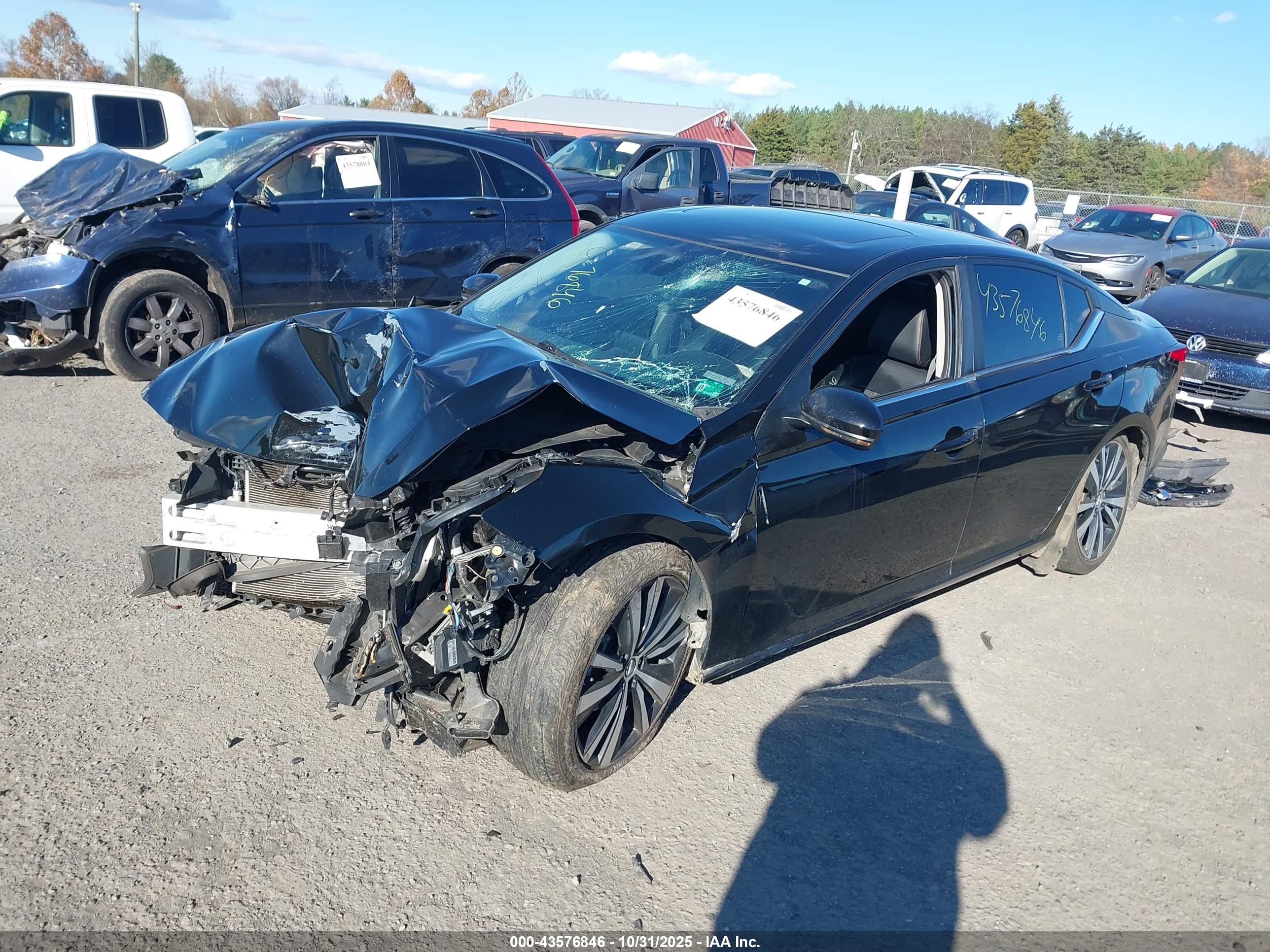 NISSAN ALTIMA image 2