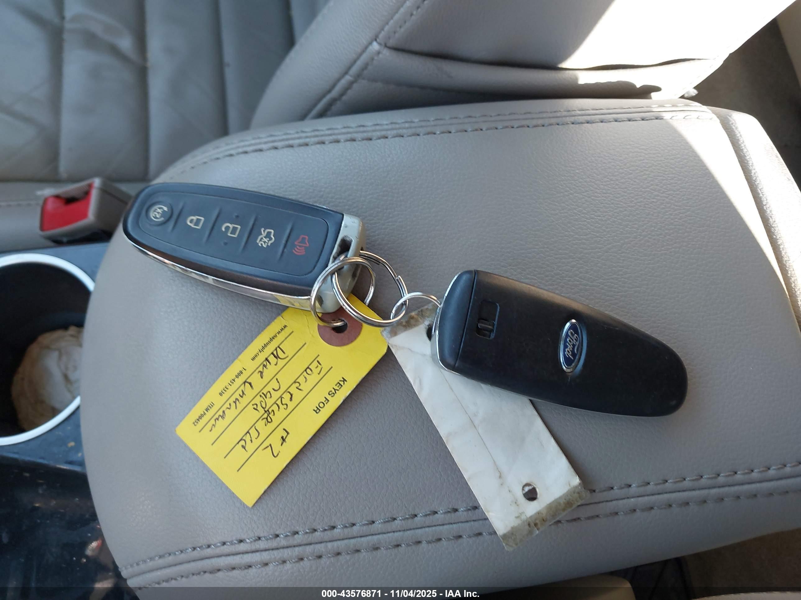 FORD ESCAPE image 11