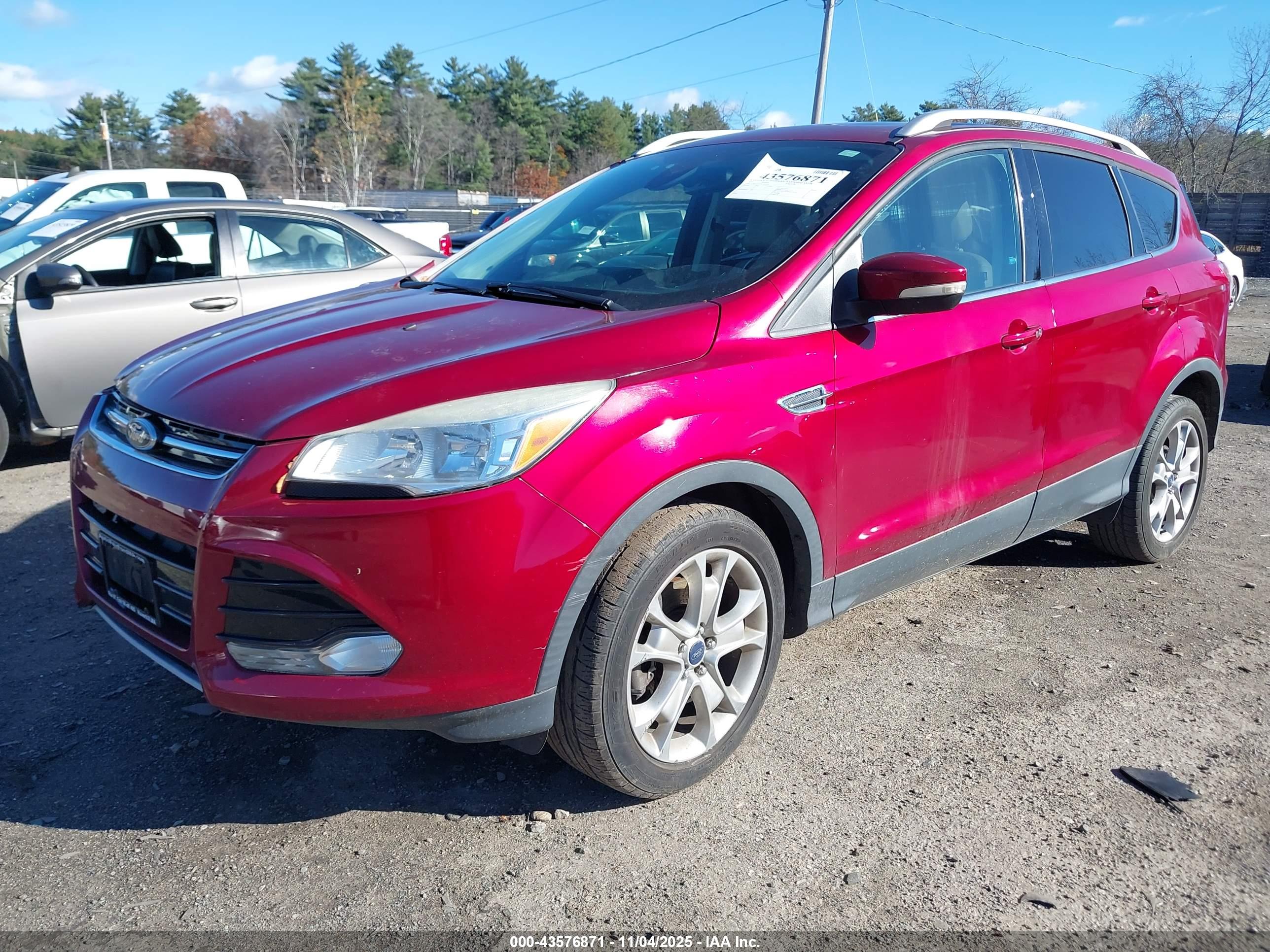 FORD ESCAPE image 2