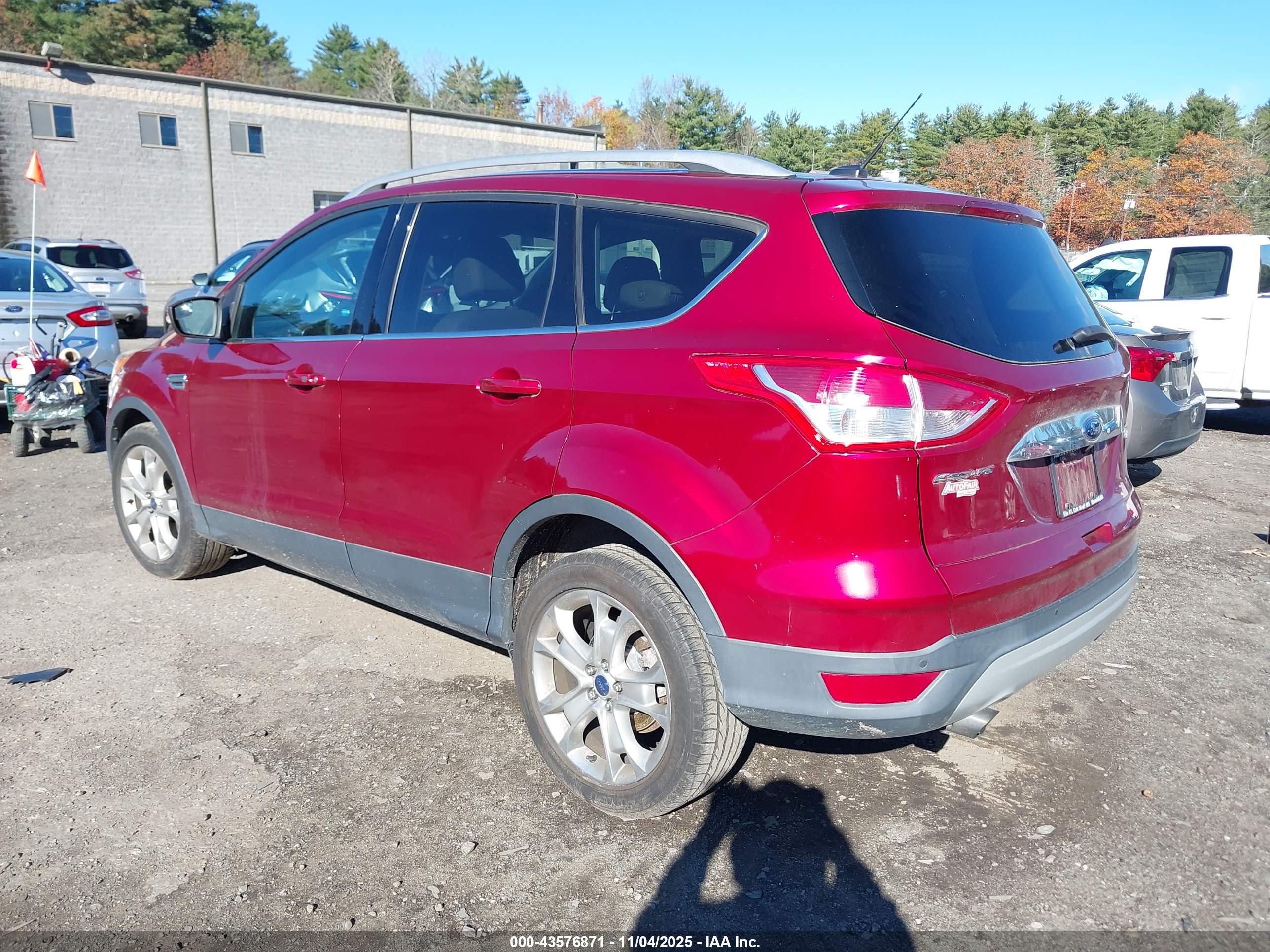 FORD ESCAPE image 3