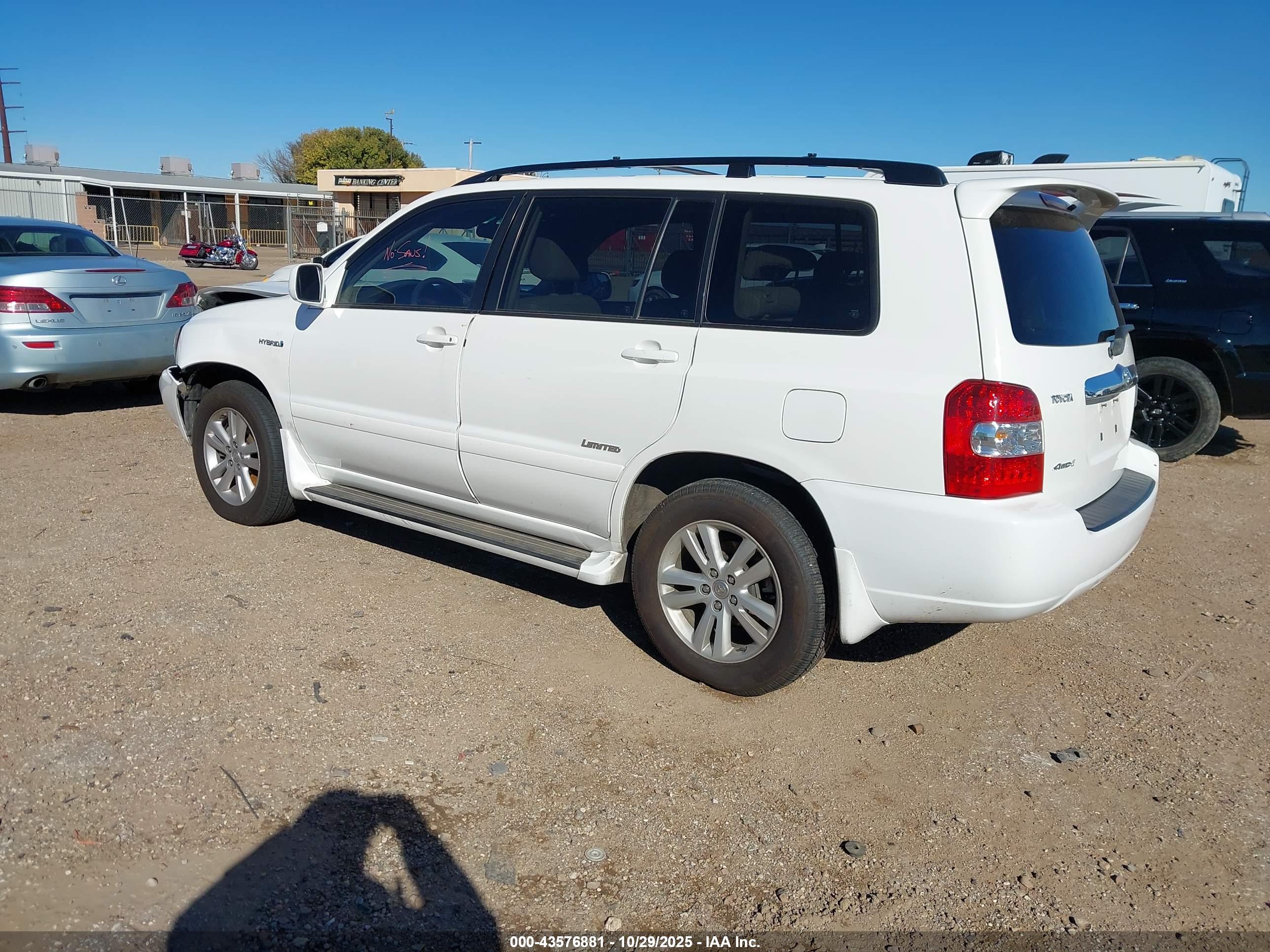 TOYOTA HIGHLANDER image 3