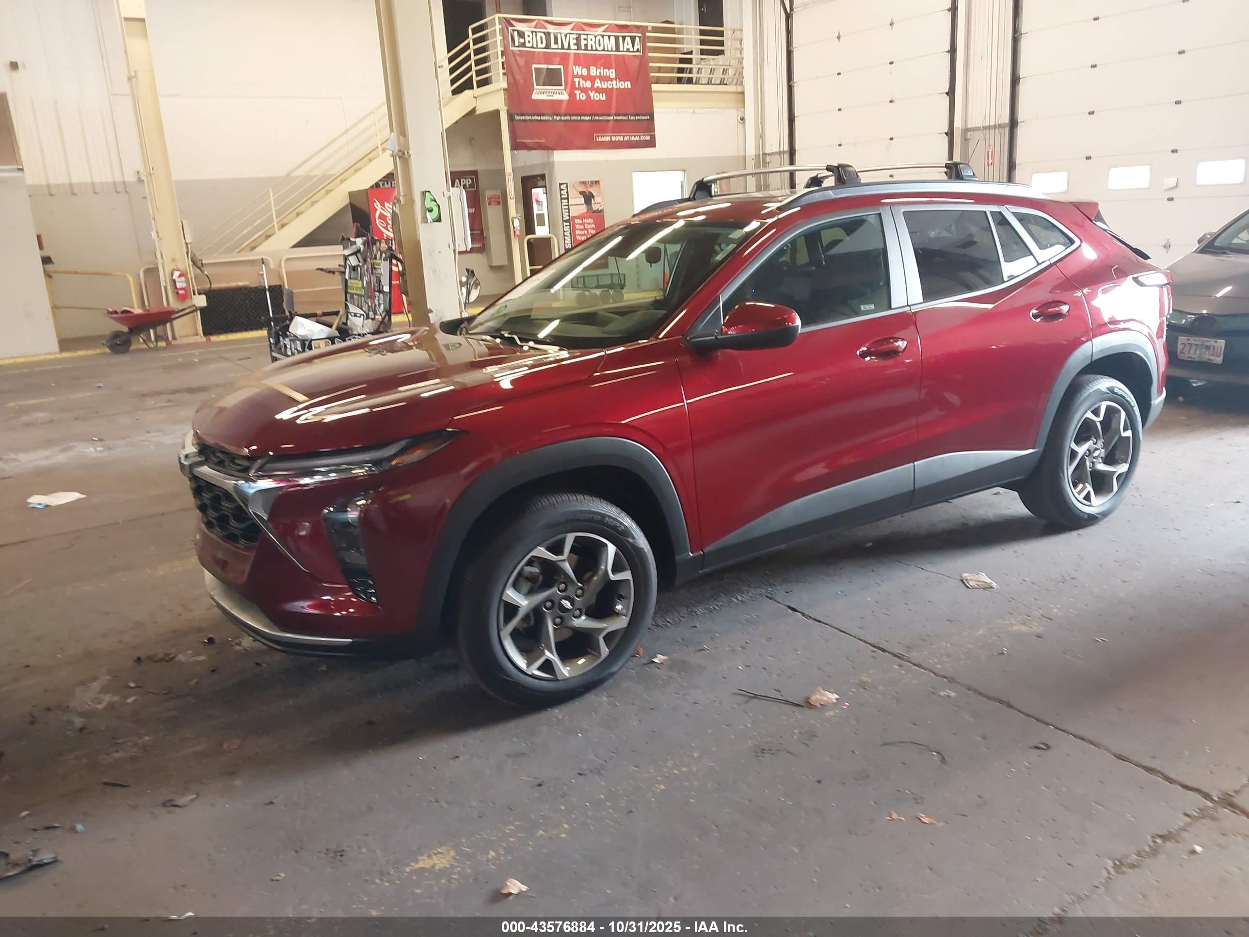 CHEVROLET TRAX image 2