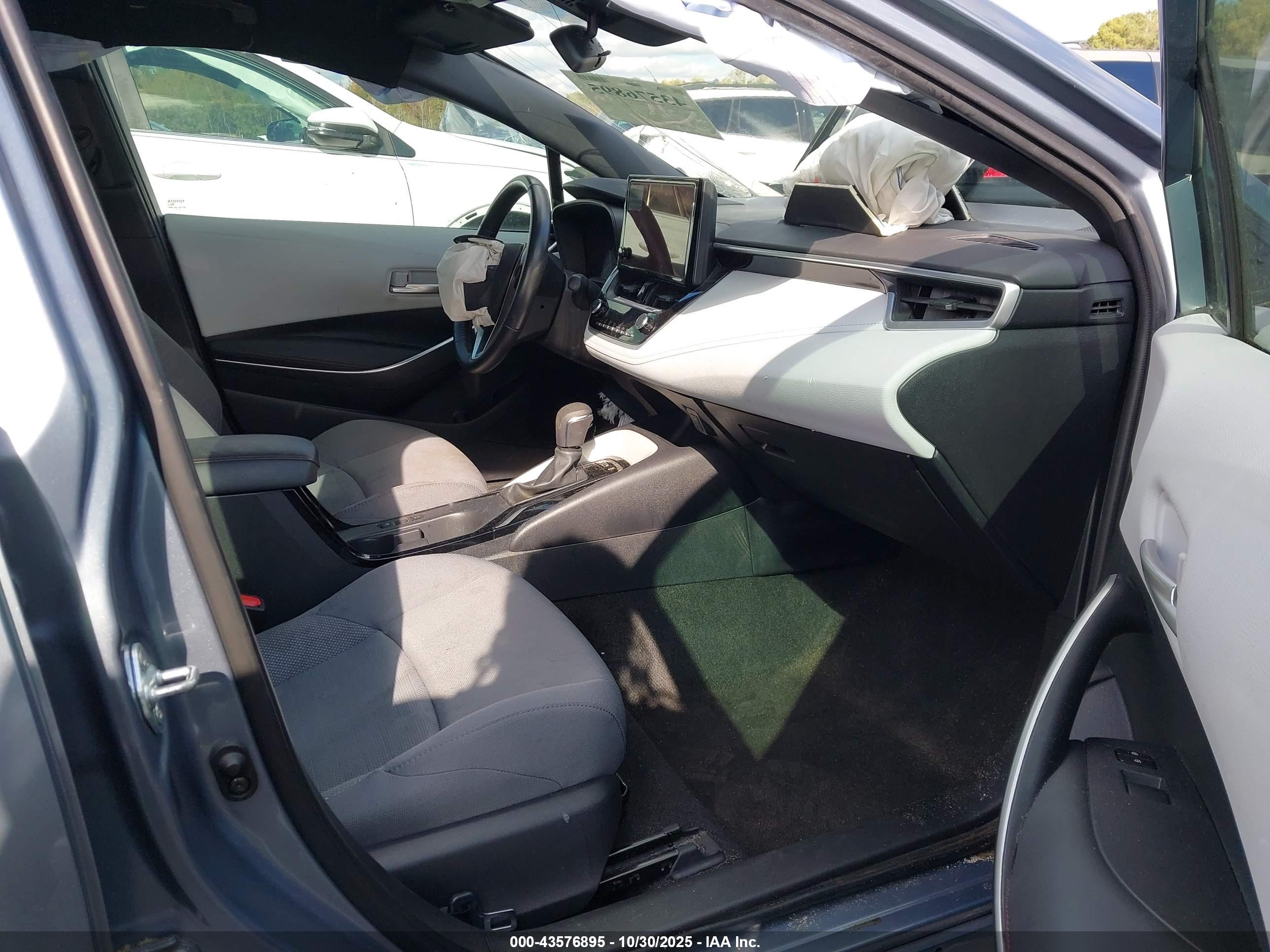 TOYOTA COROLLA image 5