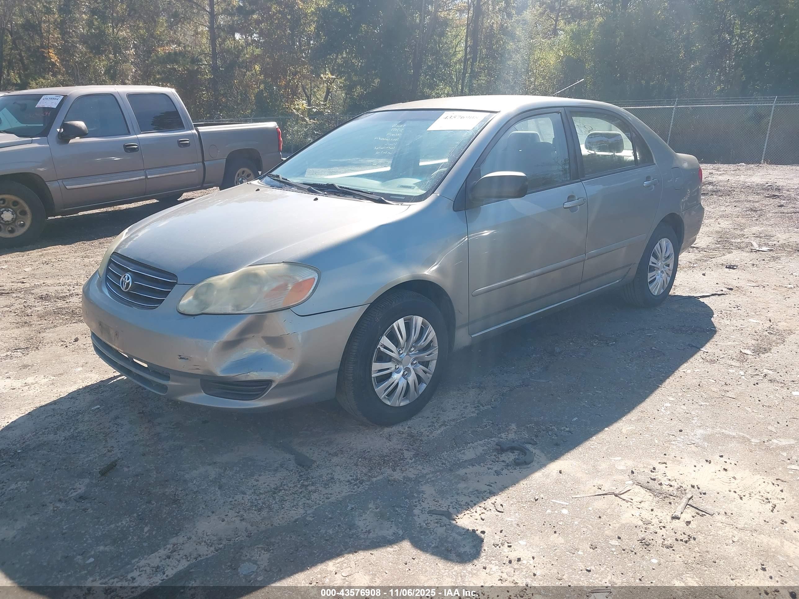 TOYOTA COROLLA image 2