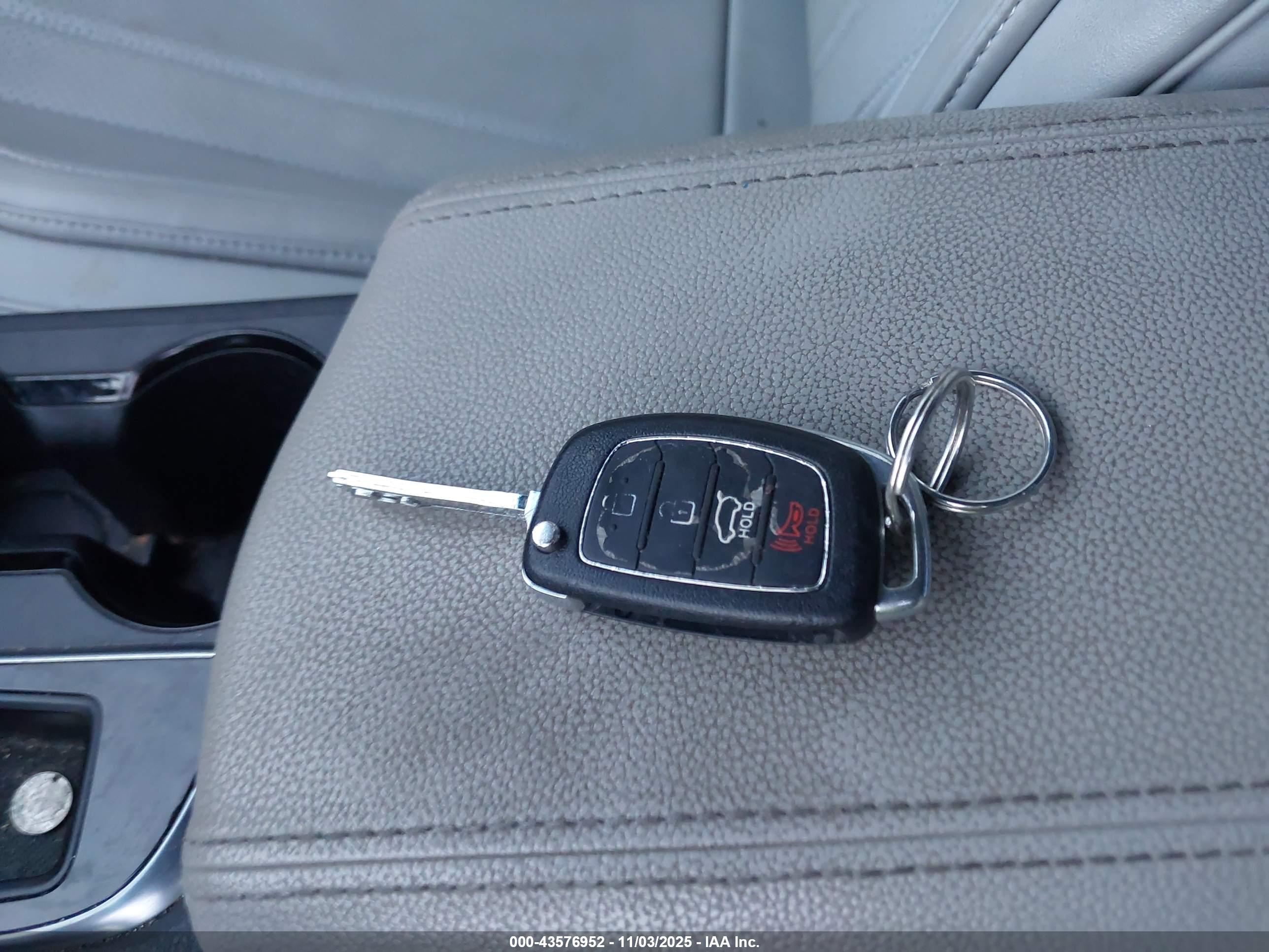 HYUNDAI SONATA image 11