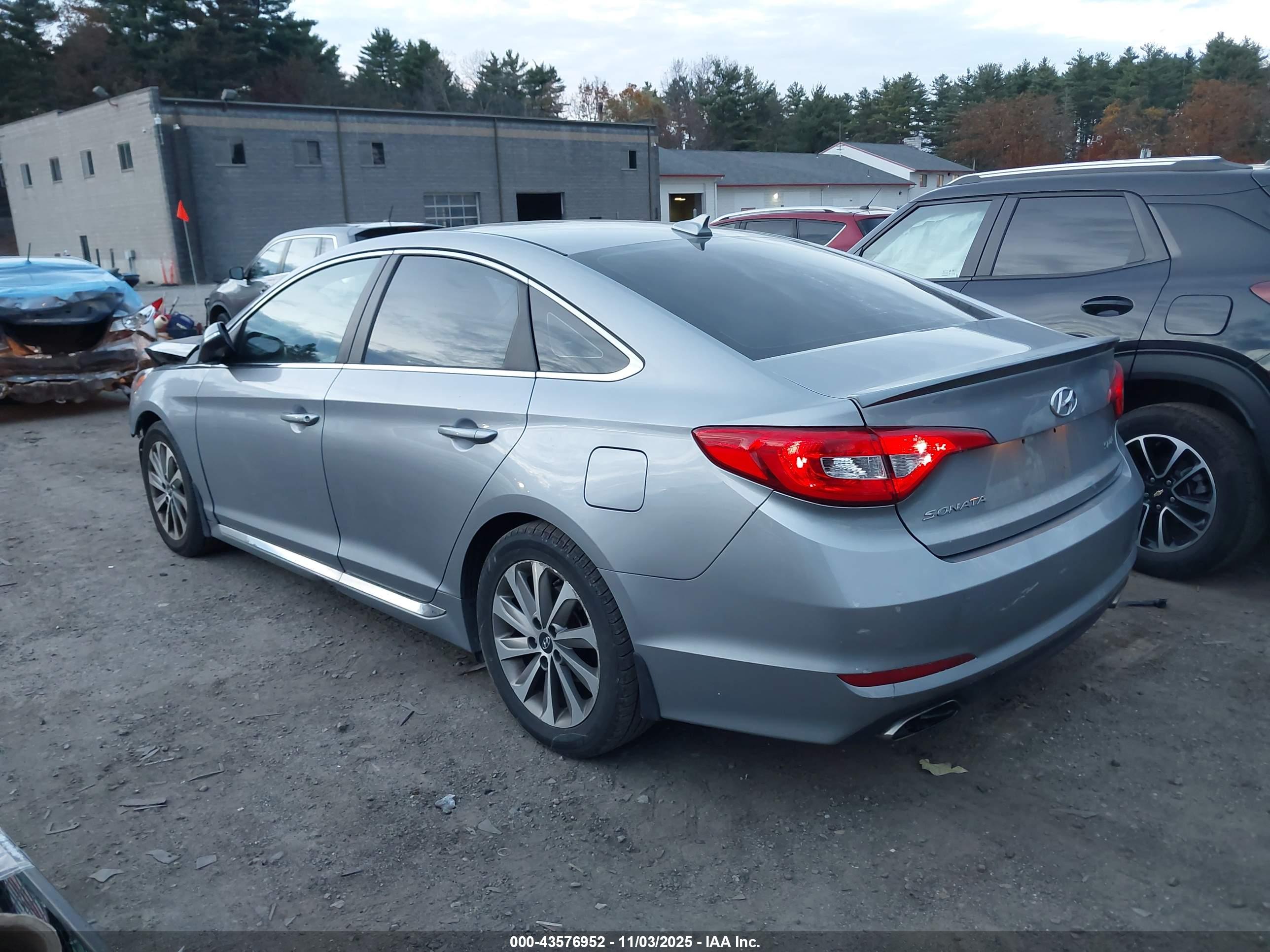 HYUNDAI SONATA image 3