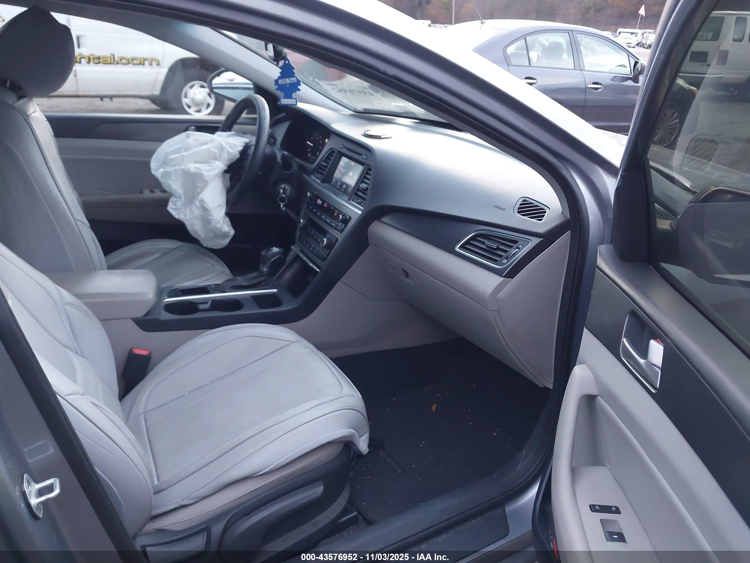 HYUNDAI SONATA image 5