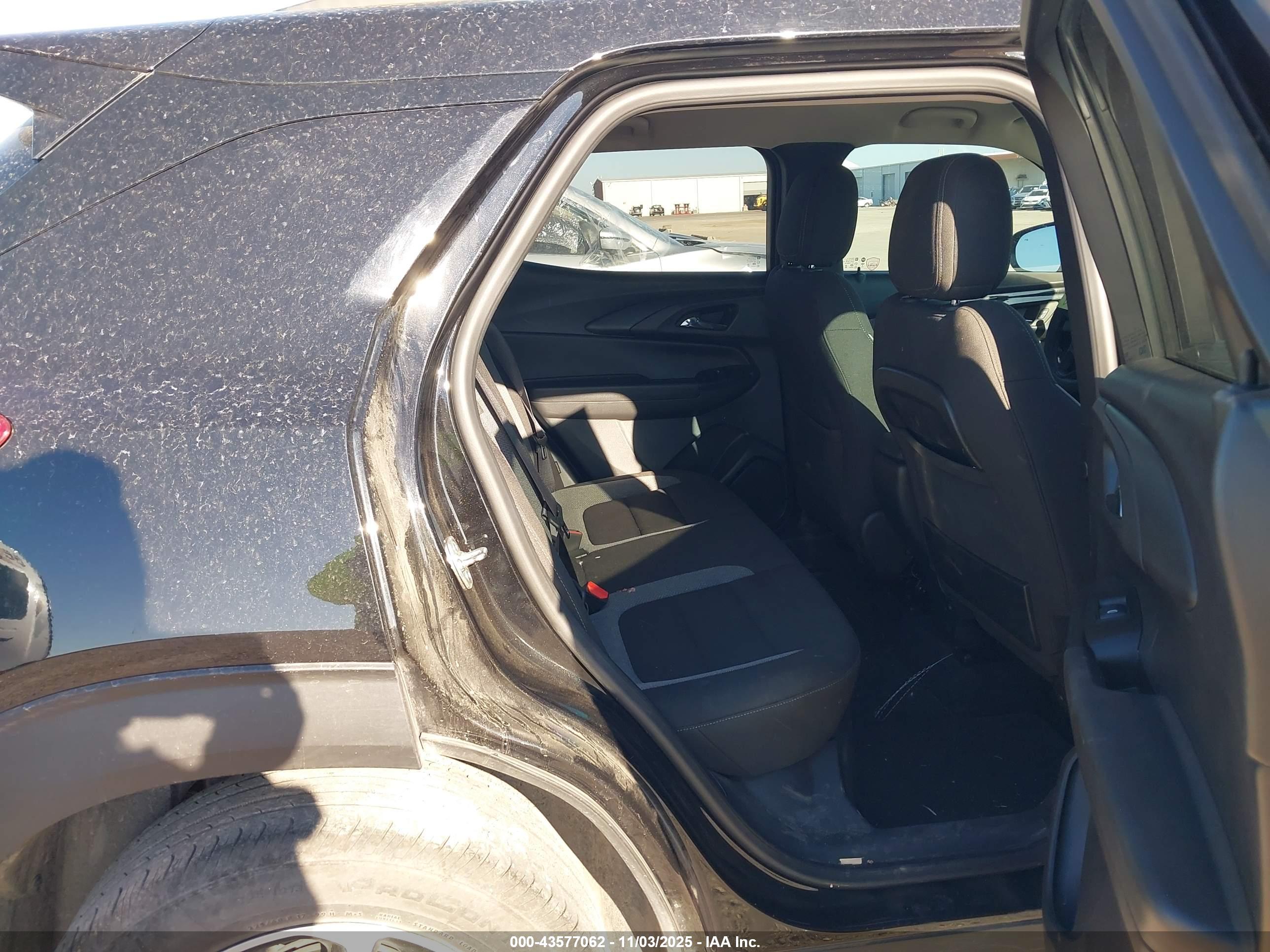 CHEVROLET TRAILBLAZER image 8