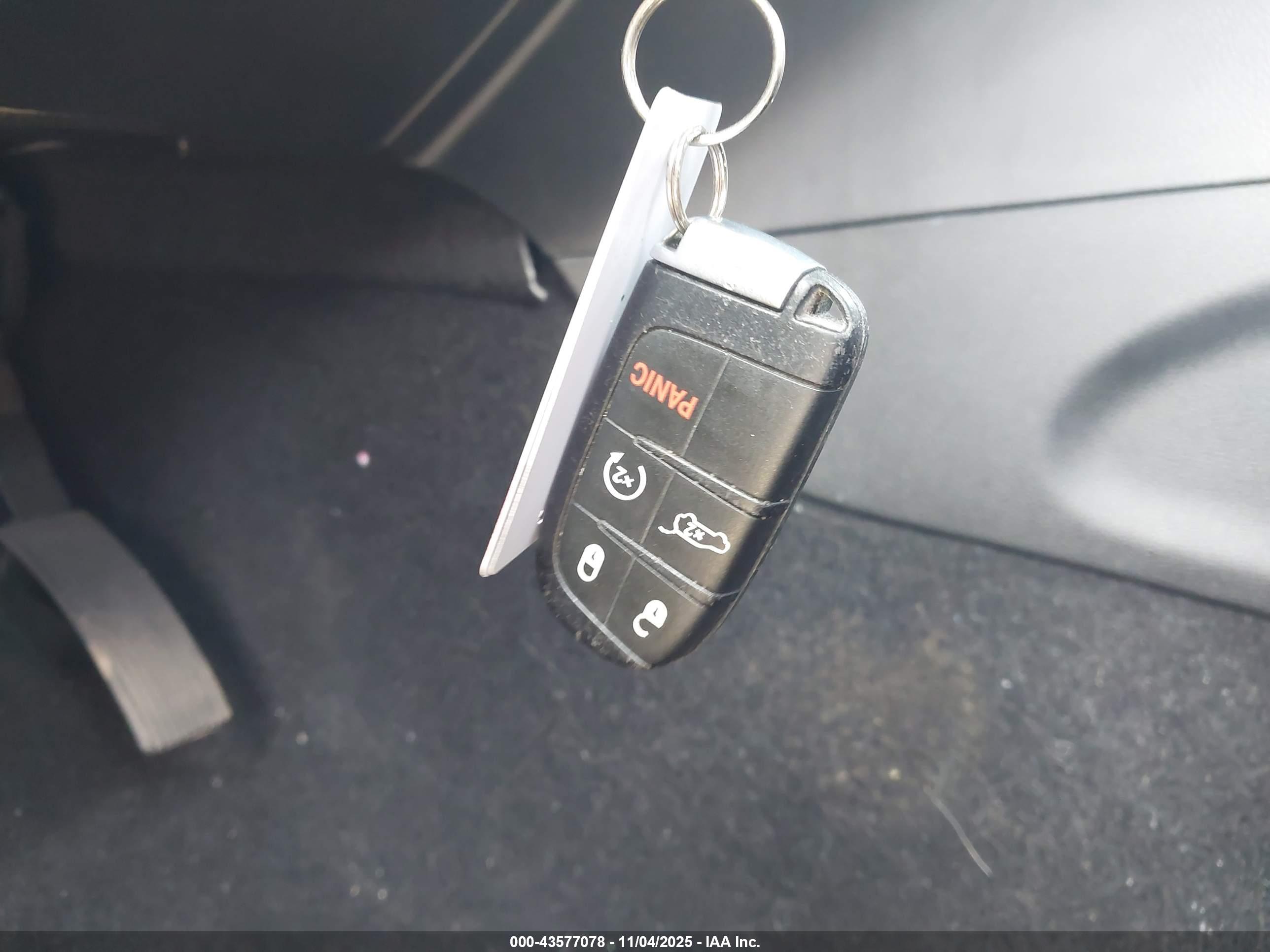 JEEP GRAND image 11