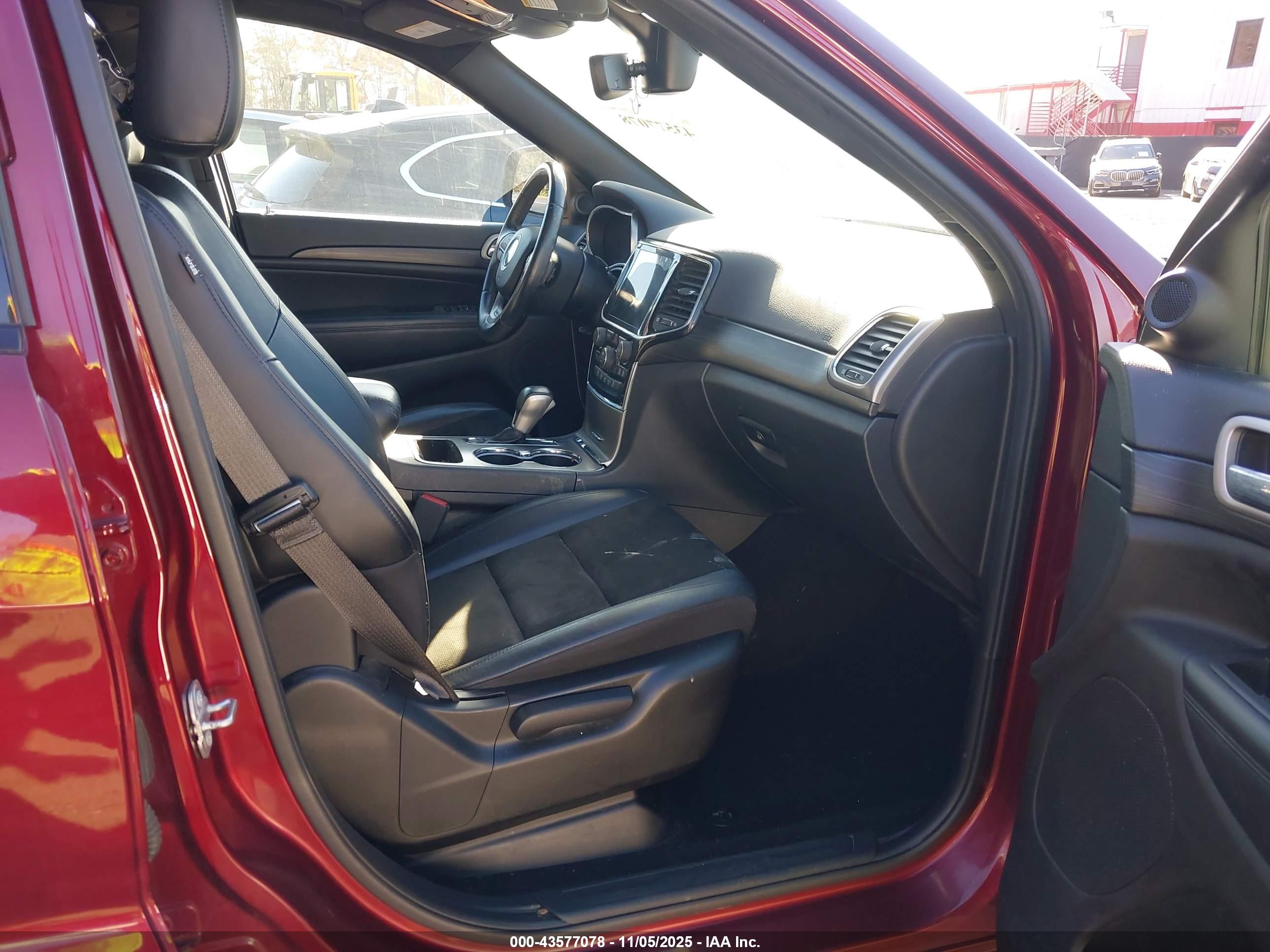 JEEP GRAND image 5