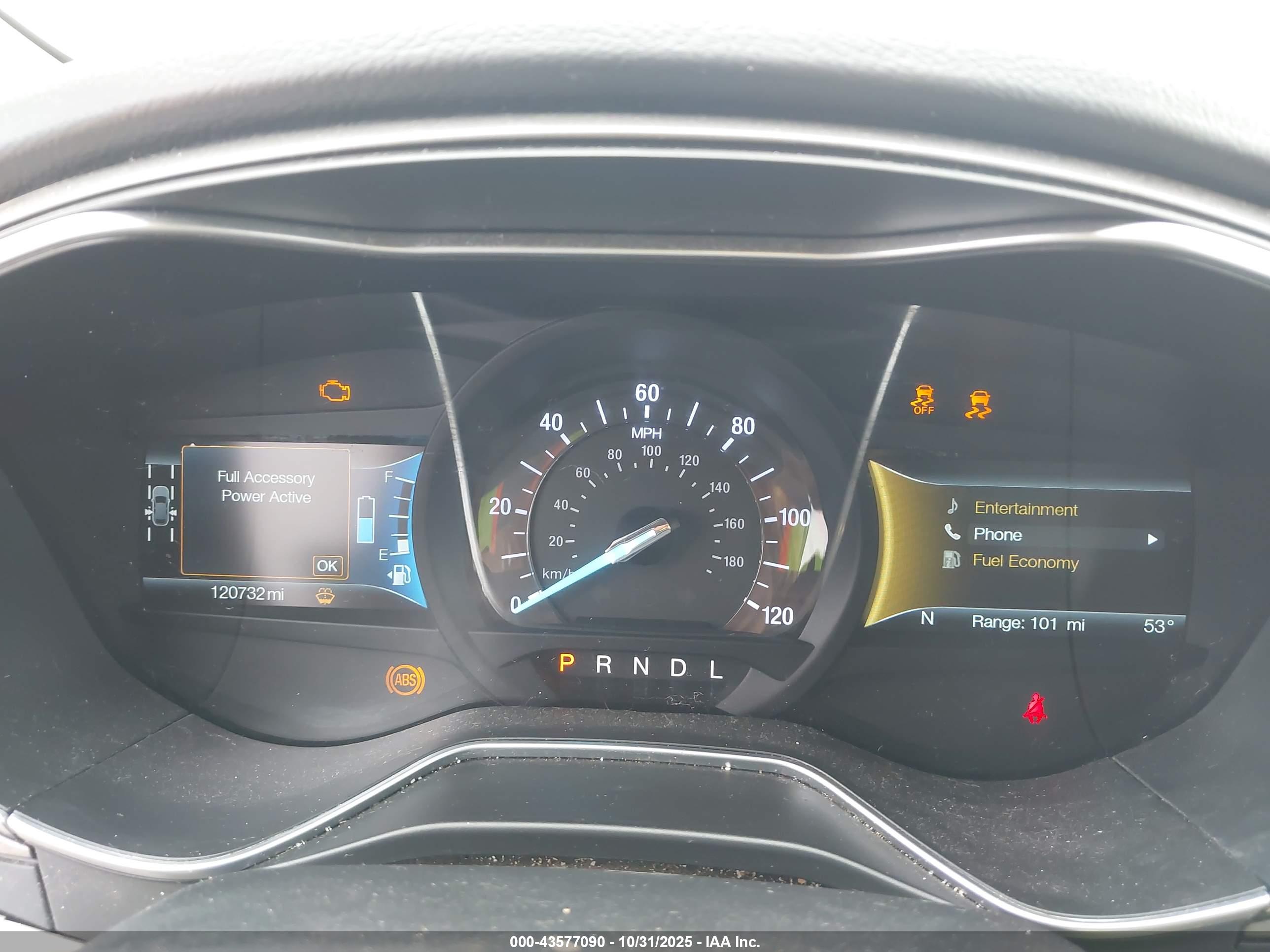 FORD FUSION image 7