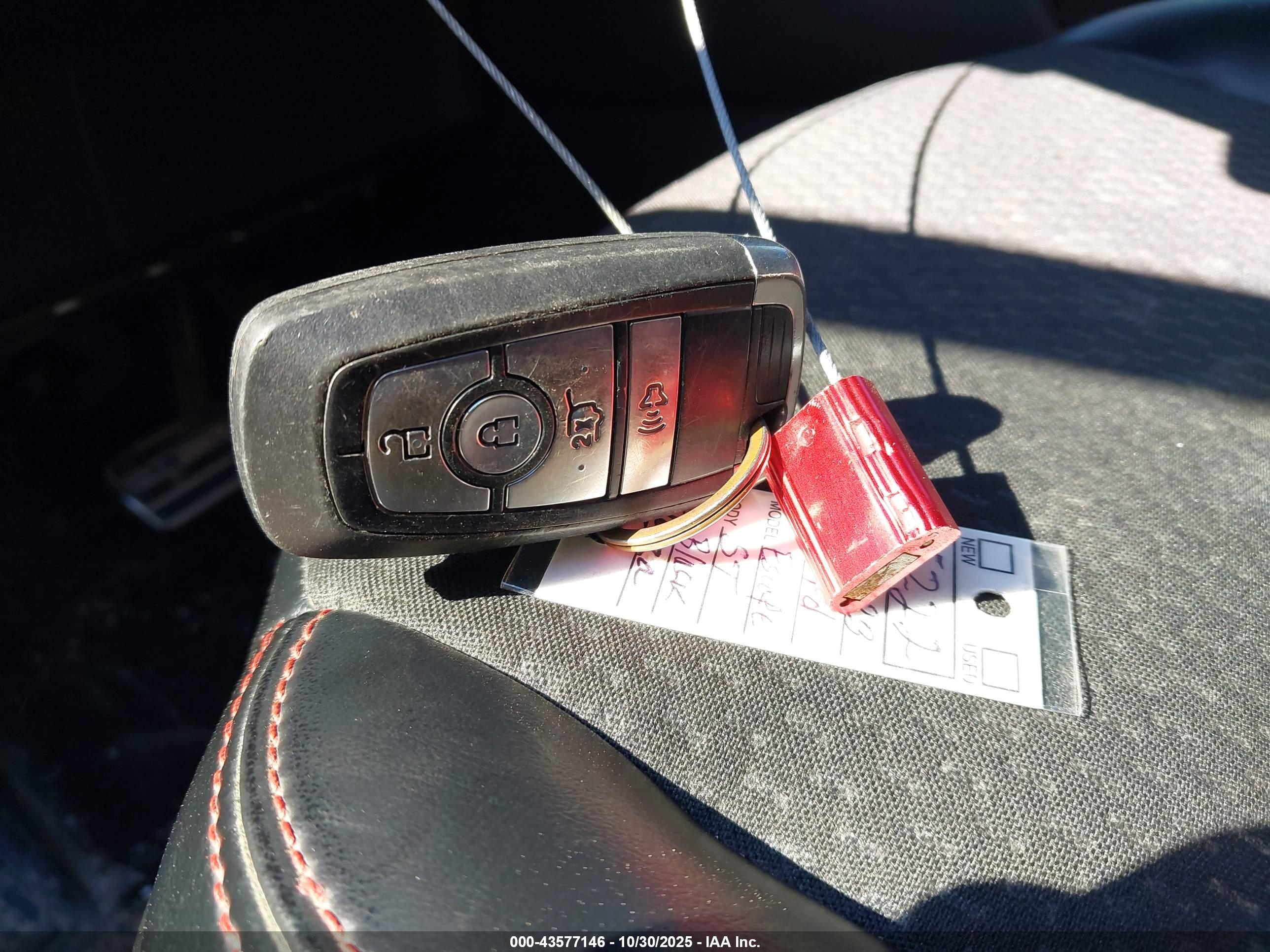 FORD ESCAPE image 11