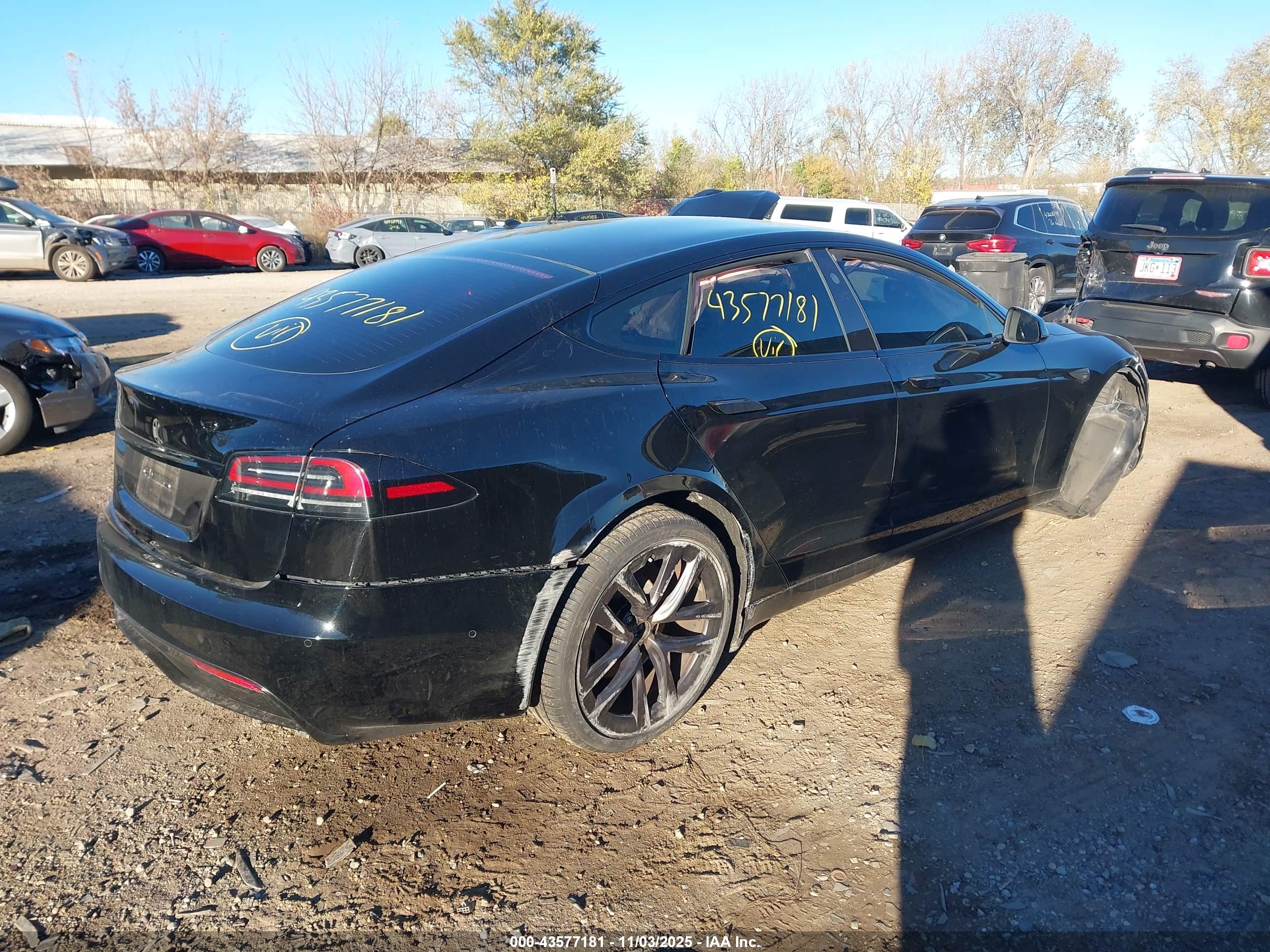 TESLA MODEL image 4