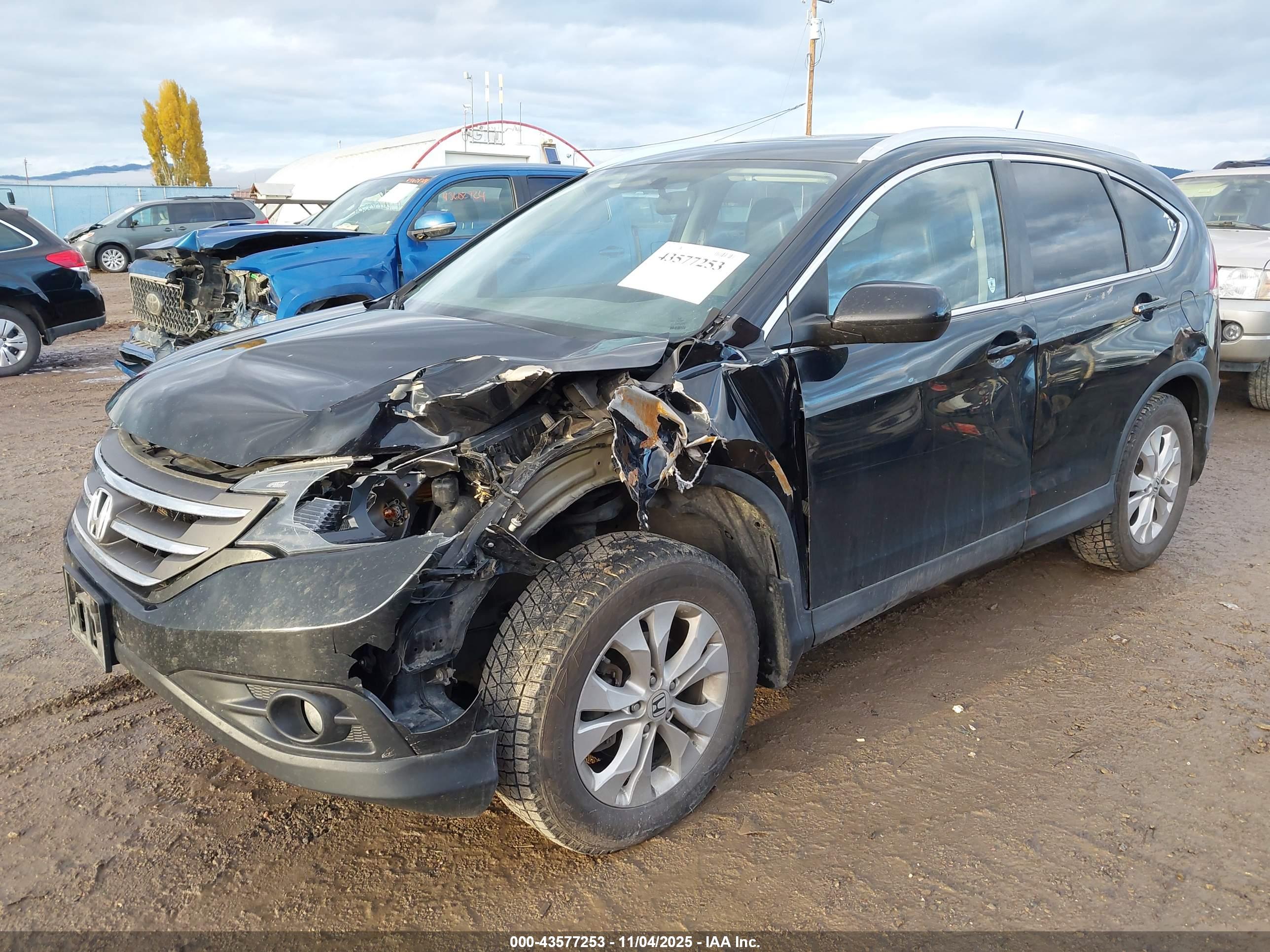 HONDA CR-V image 2