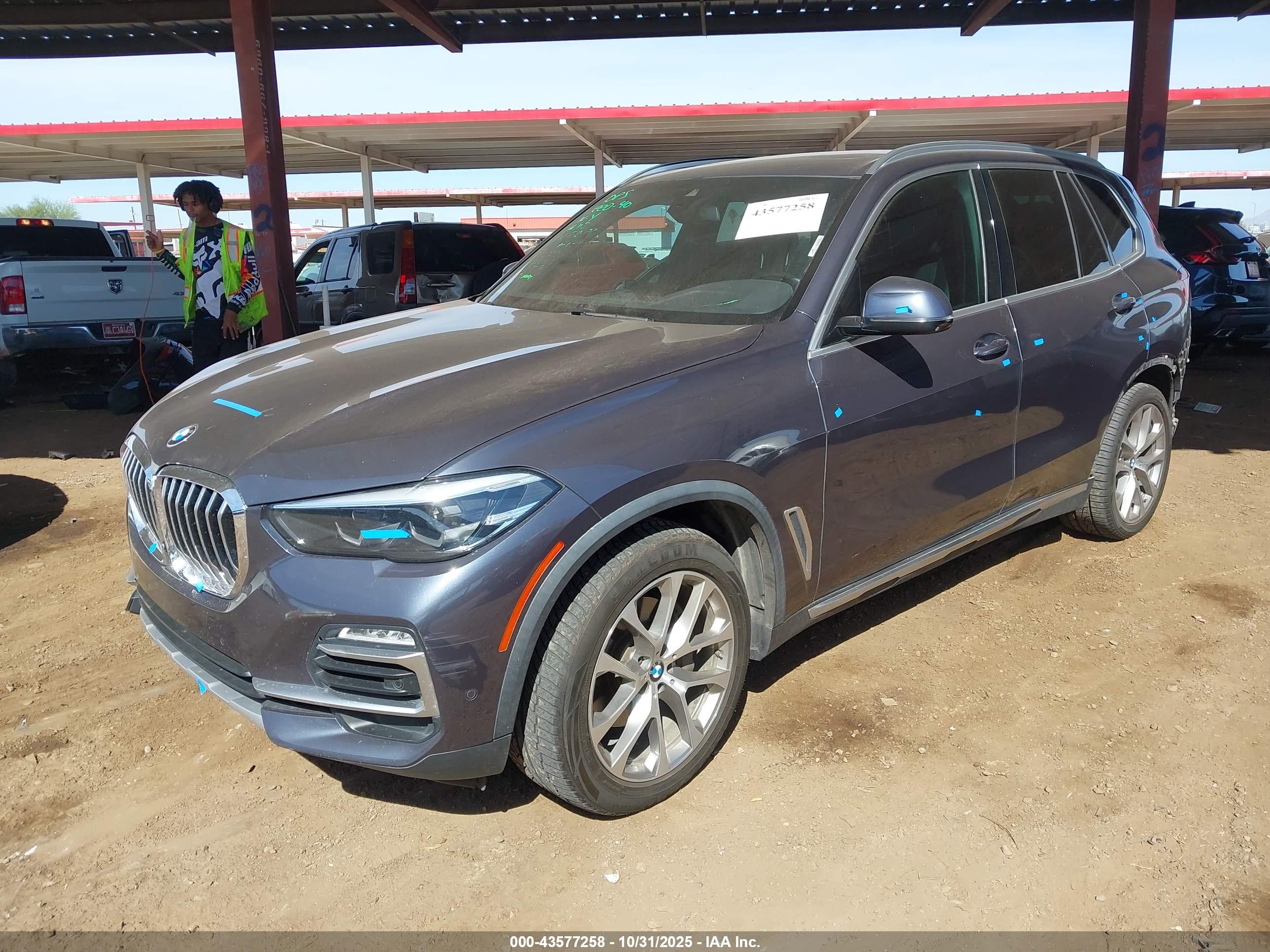 BMW X5 image 2