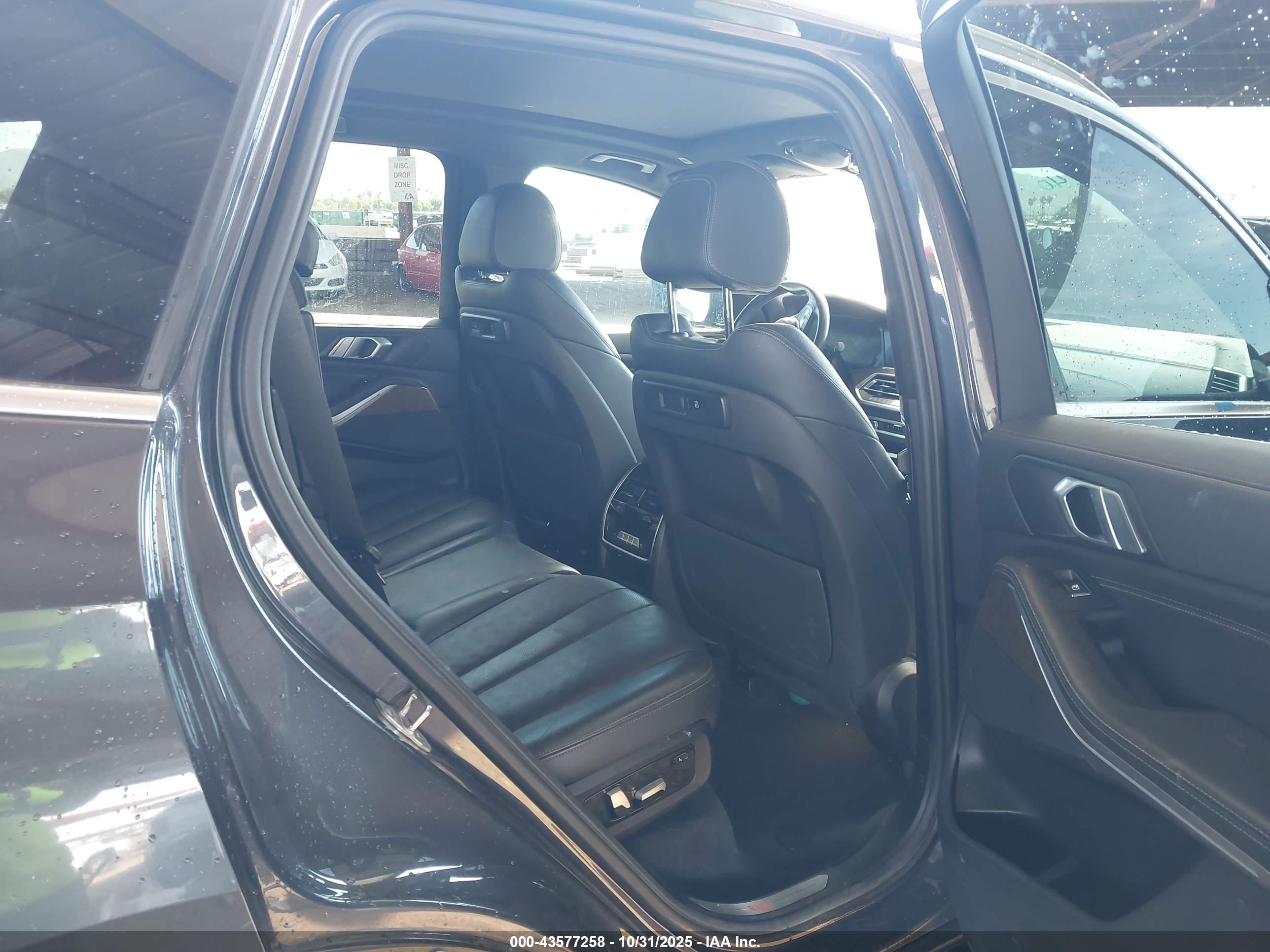 BMW X5 image 8