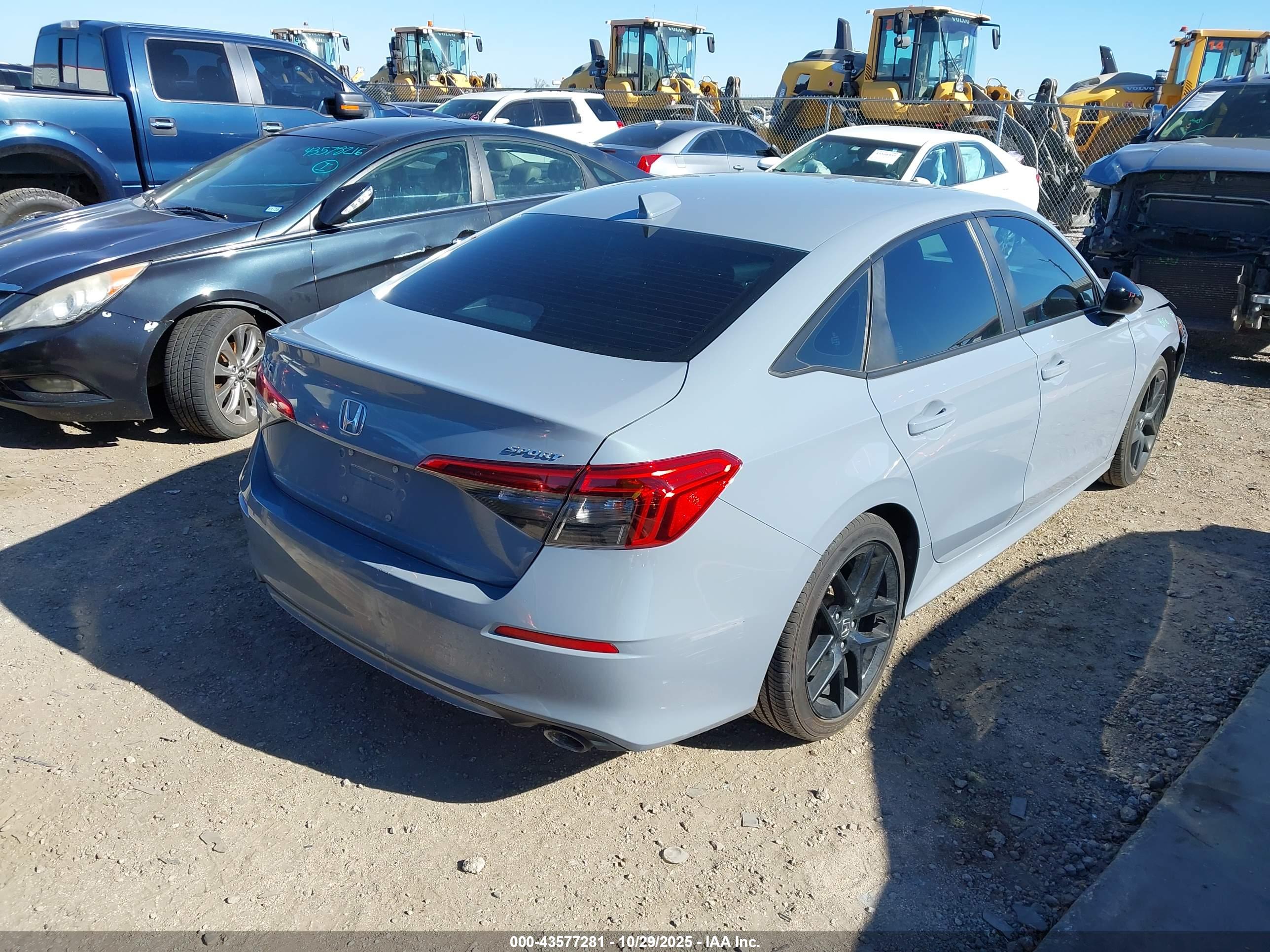 HONDA CIVIC image 4