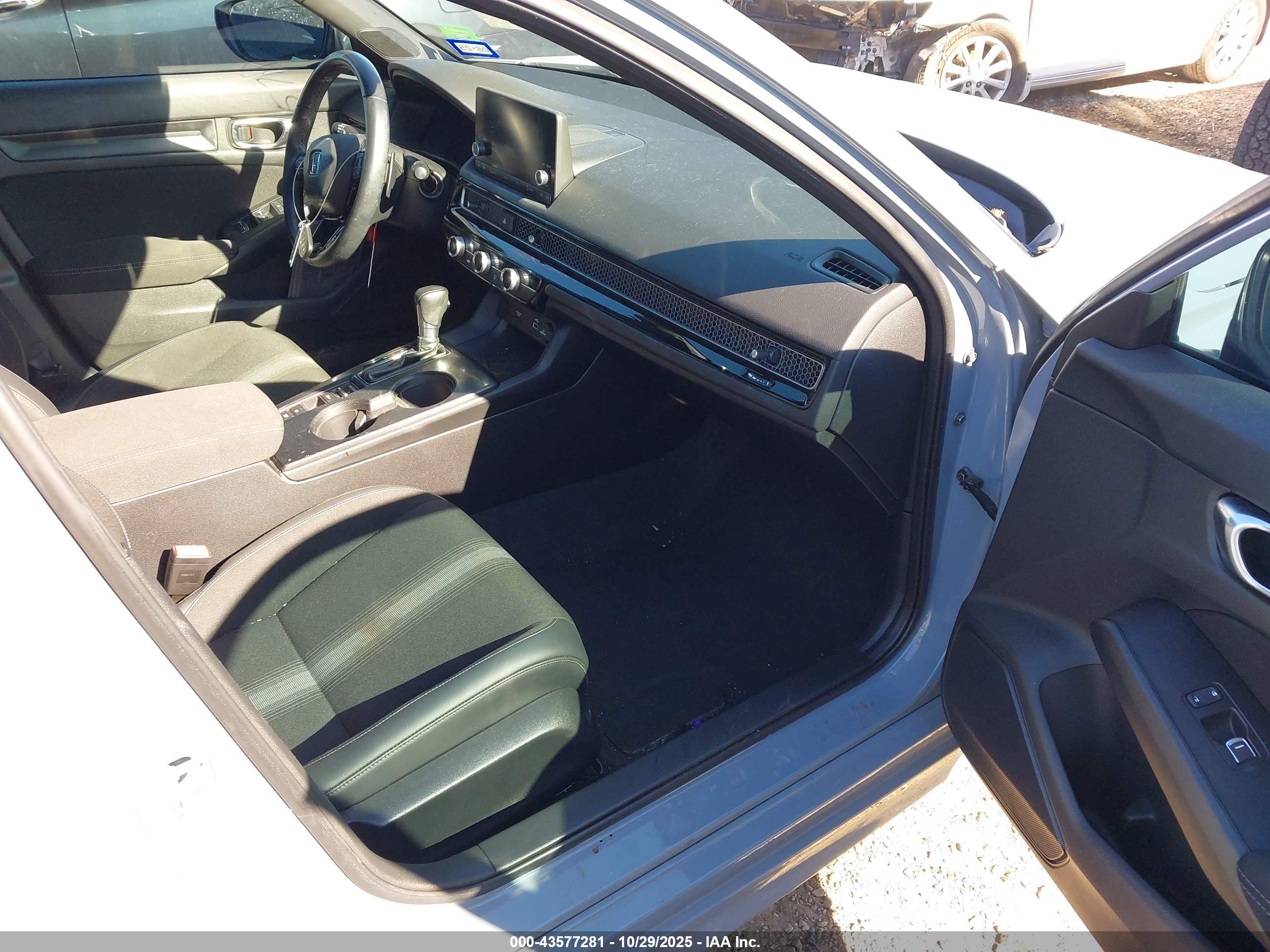 HONDA CIVIC image 5