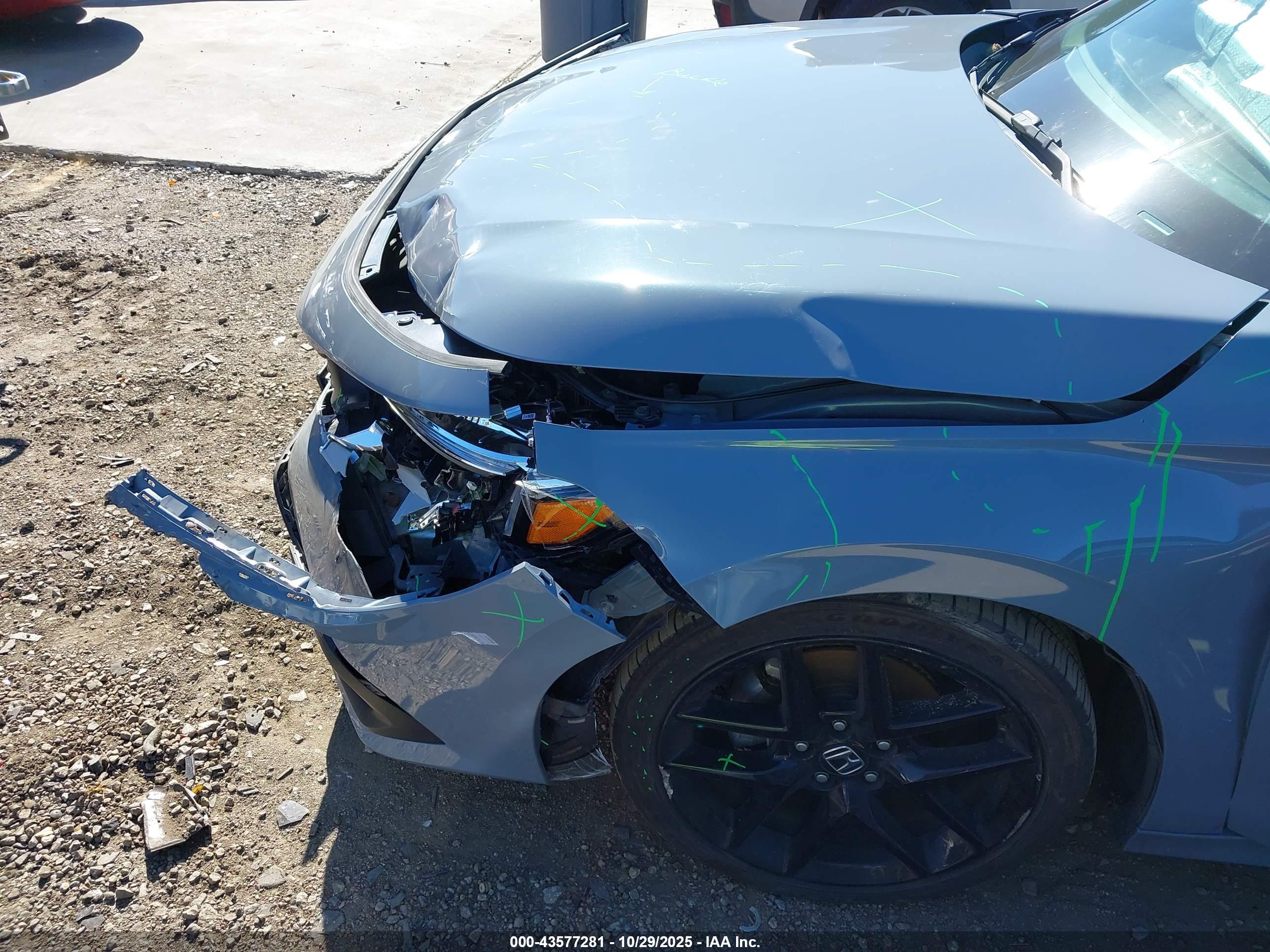 HONDA CIVIC image 6