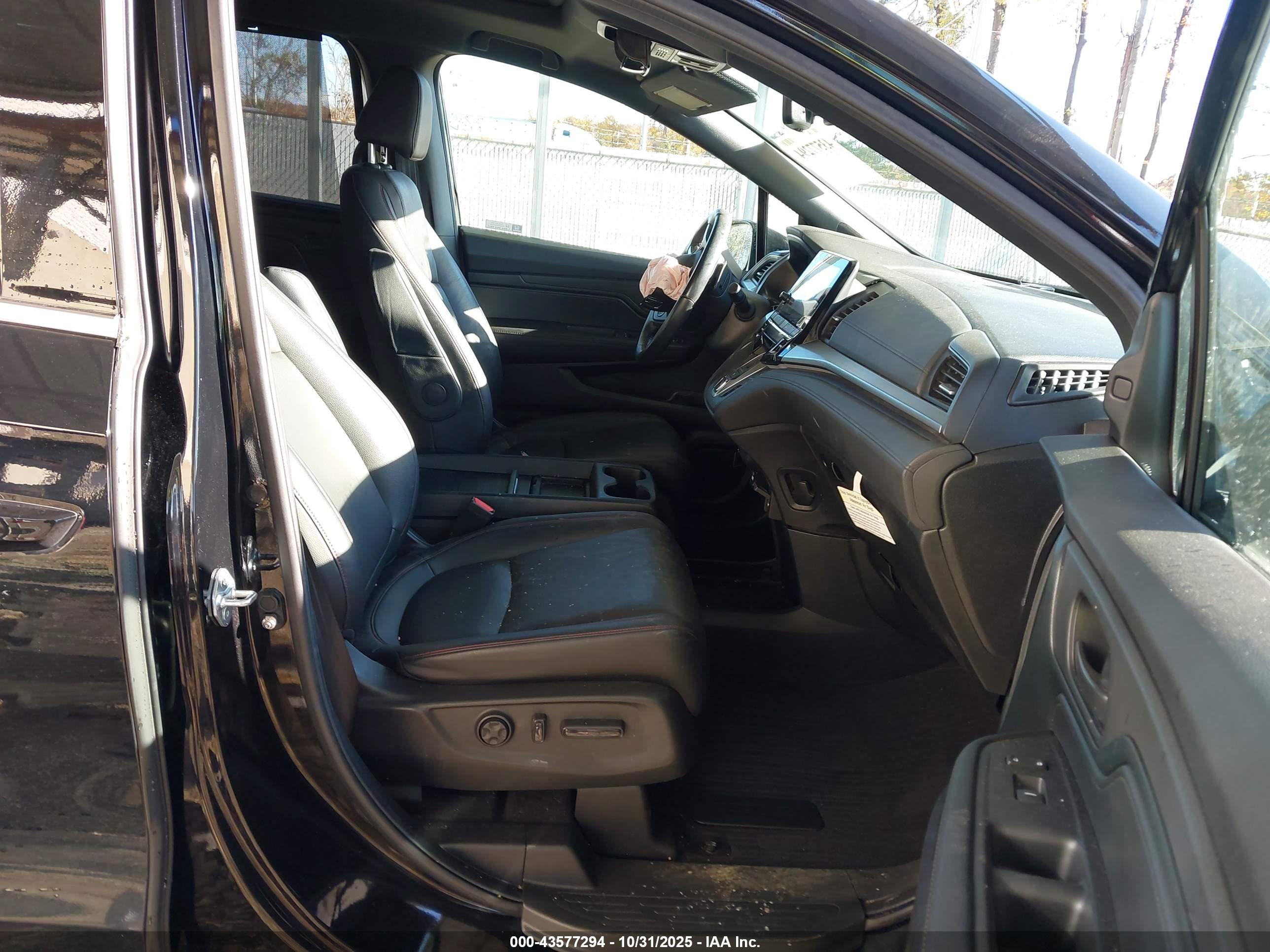 HONDA ODYSSEY image 5