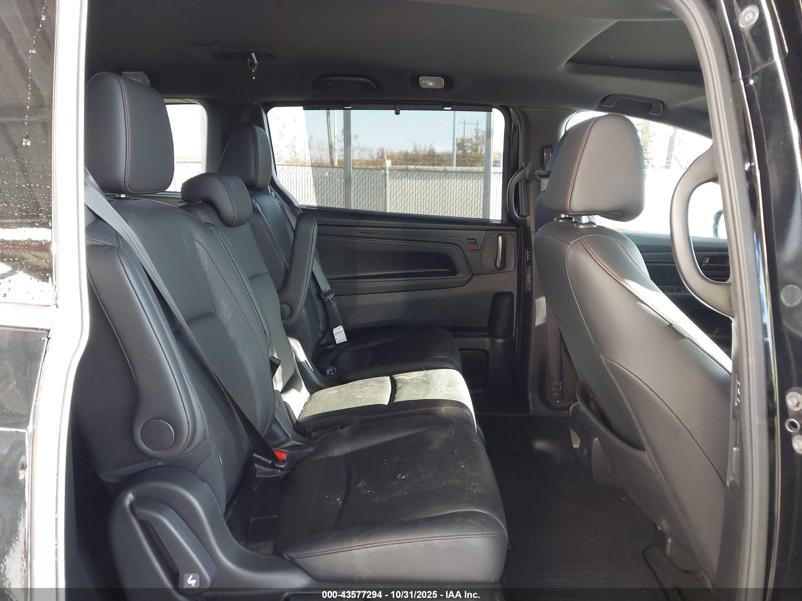 HONDA ODYSSEY image 8