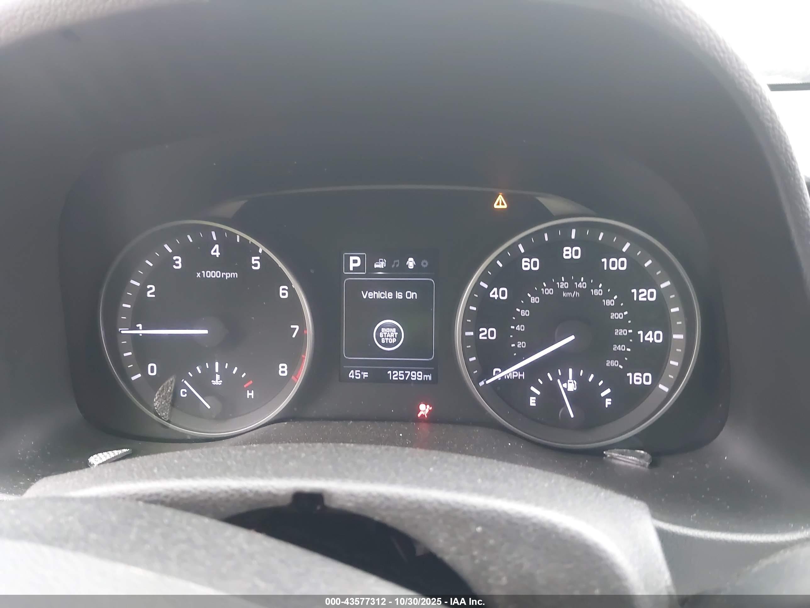 HYUNDAI ELANTRA image 7
