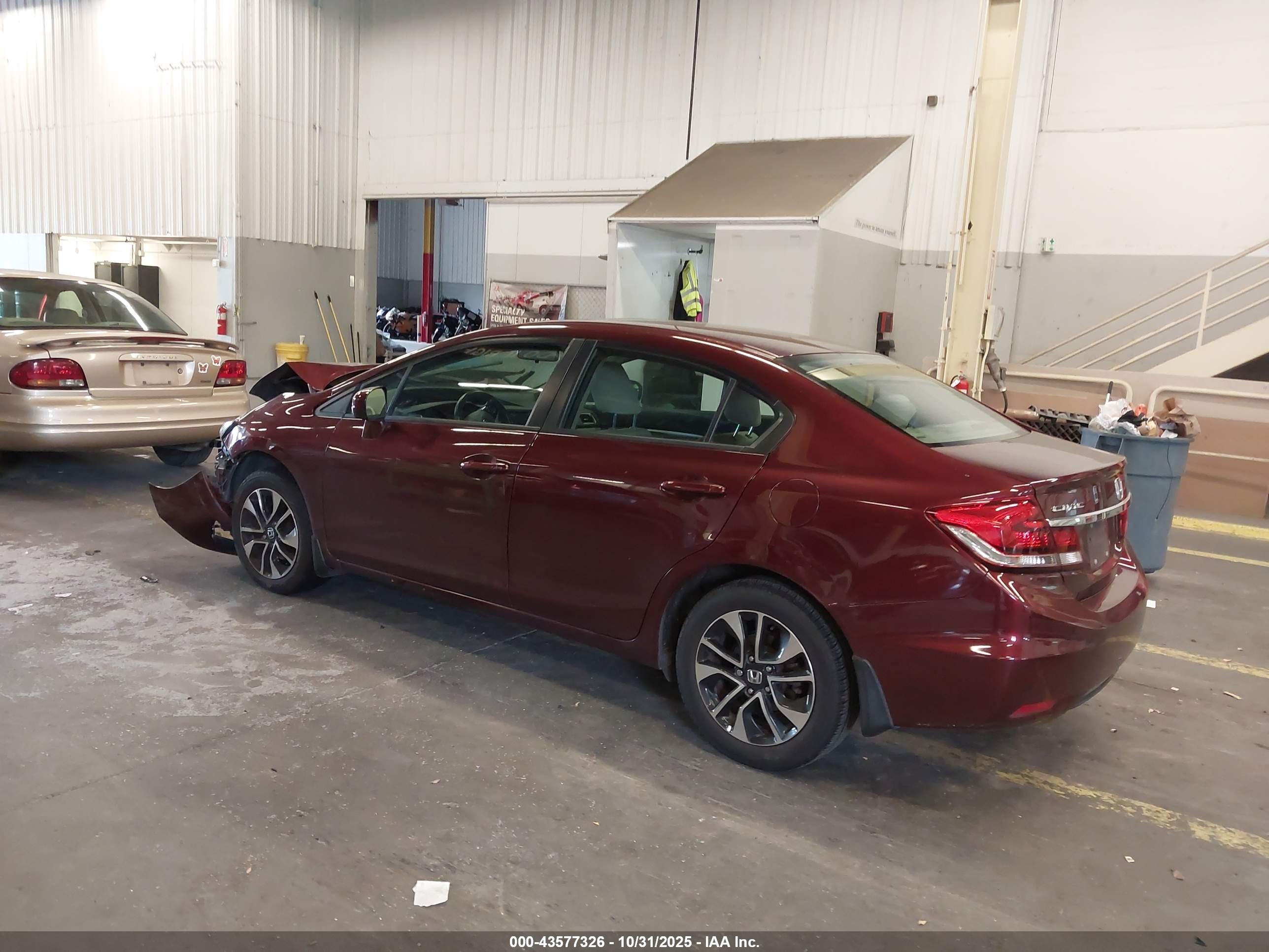HONDA CIVIC image 3