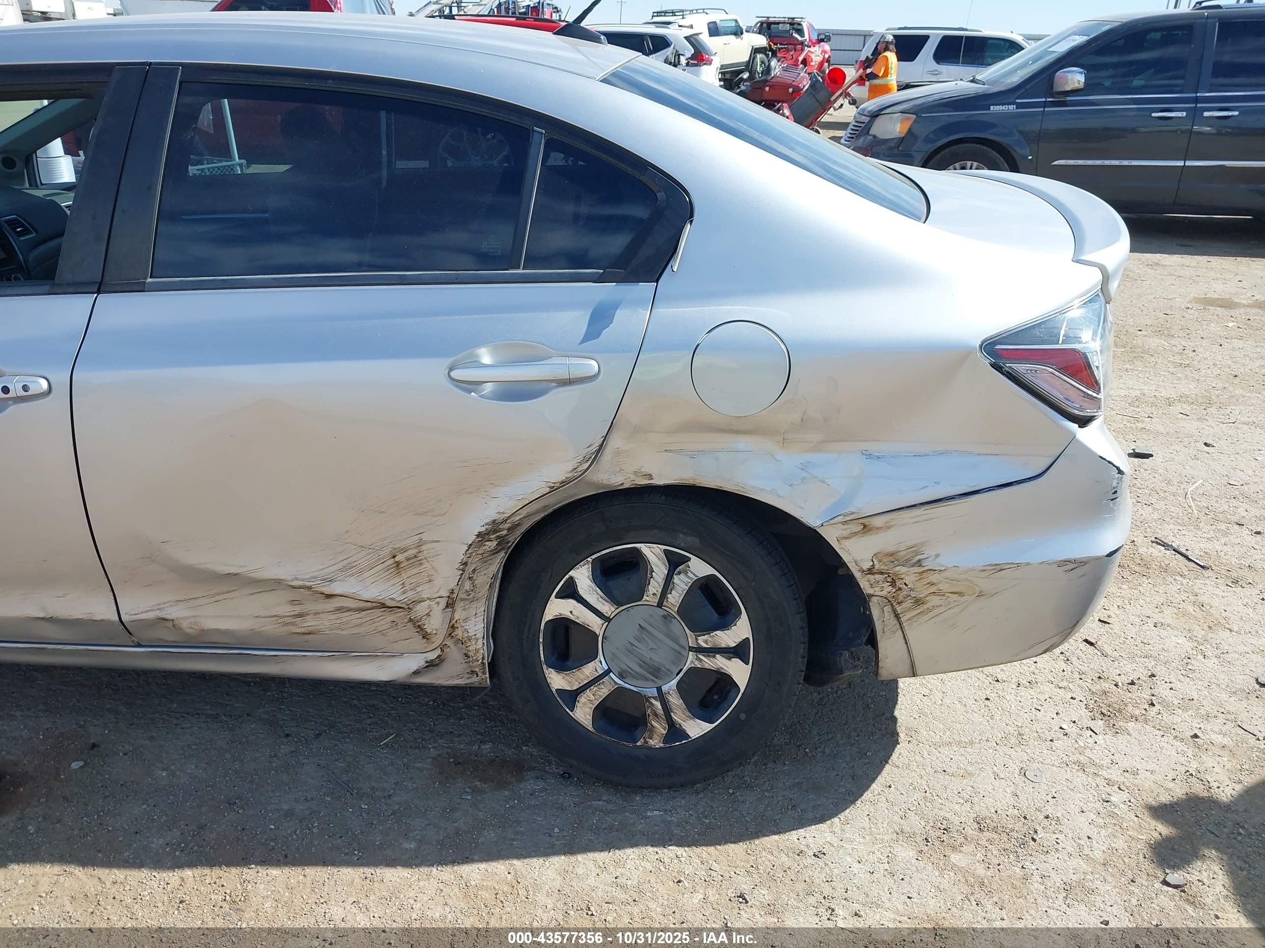 HONDA CIVIC image 6