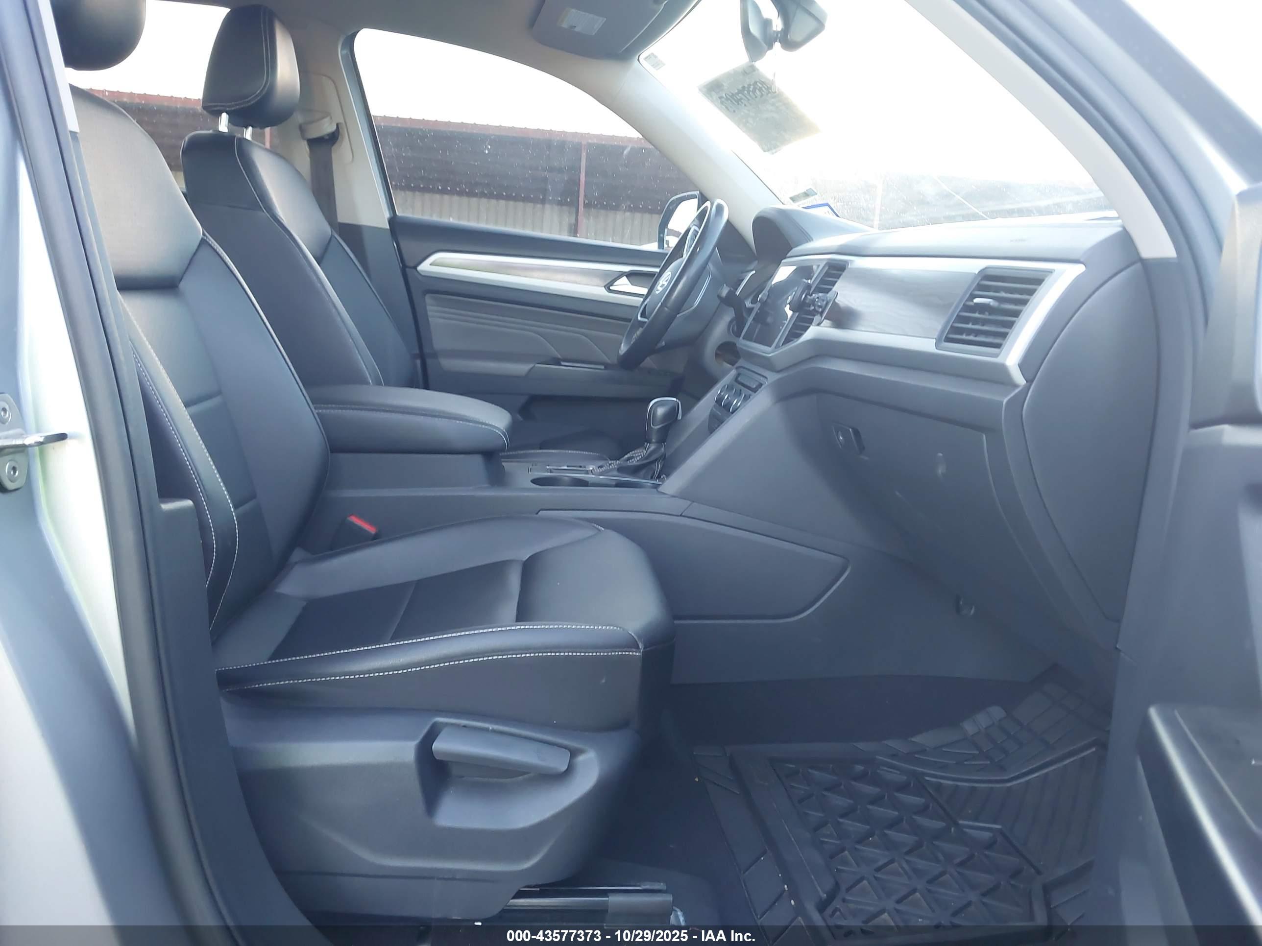 VOLKSWAGEN ATLAS image 5