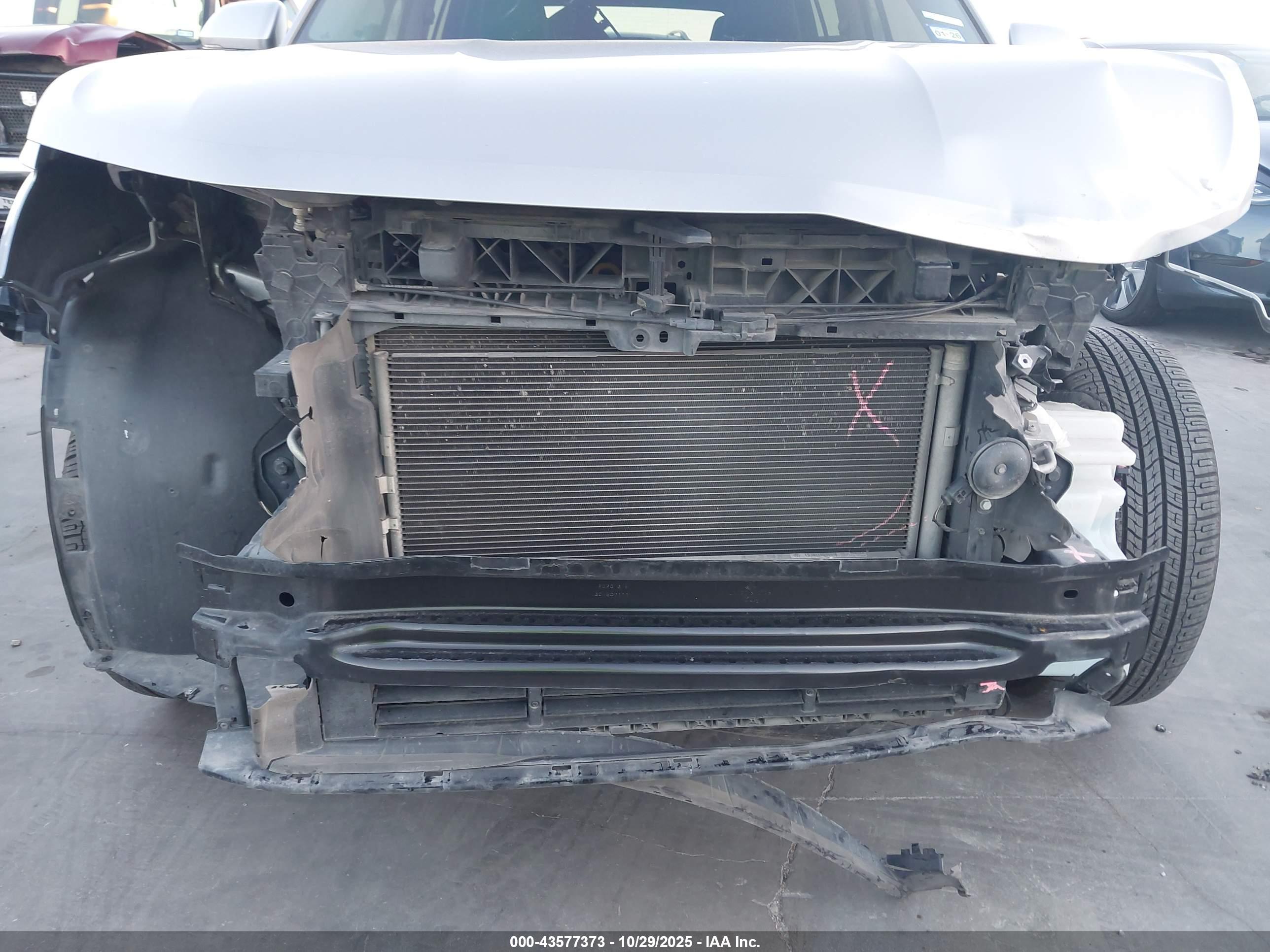 VOLKSWAGEN ATLAS image 6